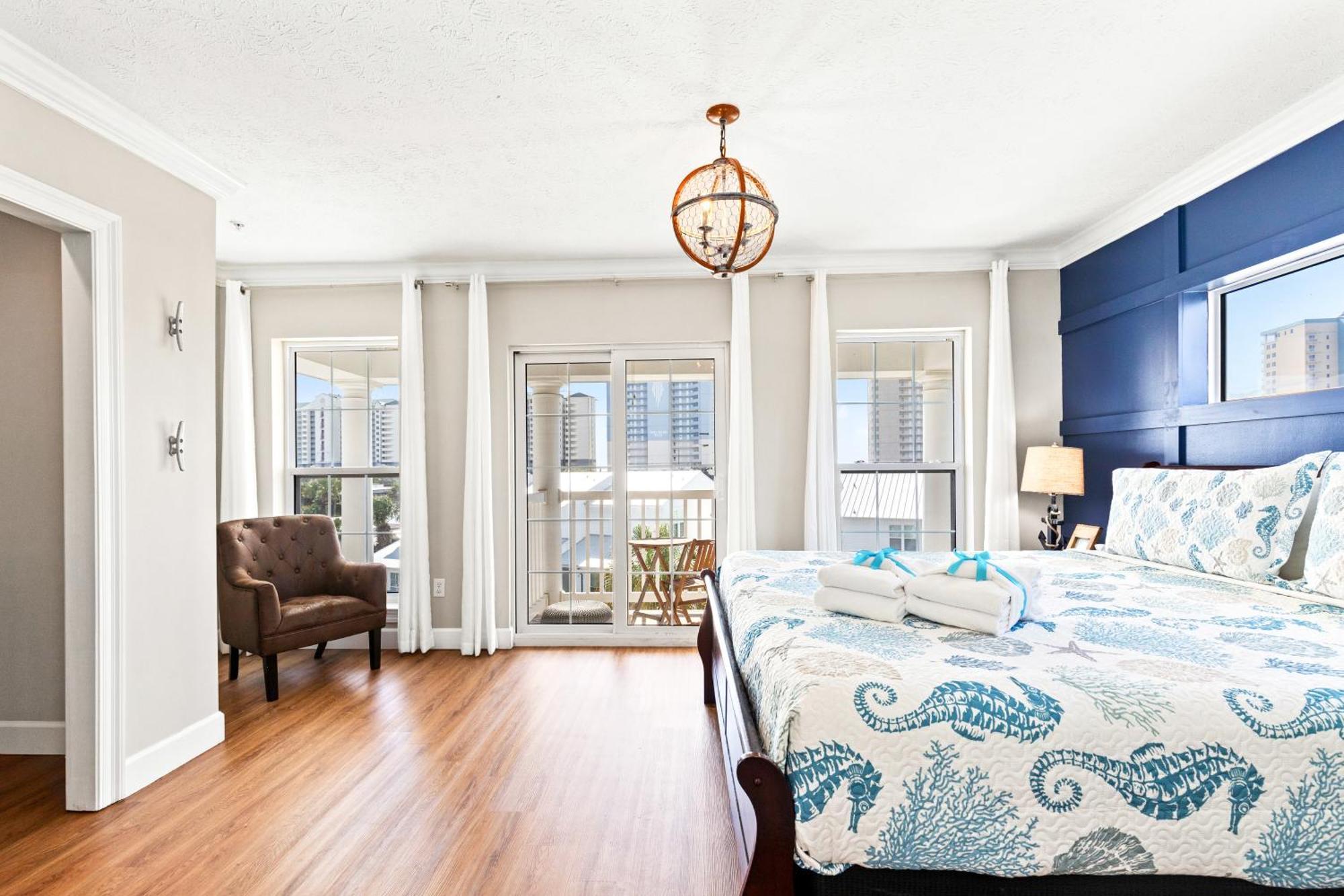 Holiday home Sailors Cove: 5-bedroom, 45 Baths, Sleeps 12! Steps Away From The Beach!