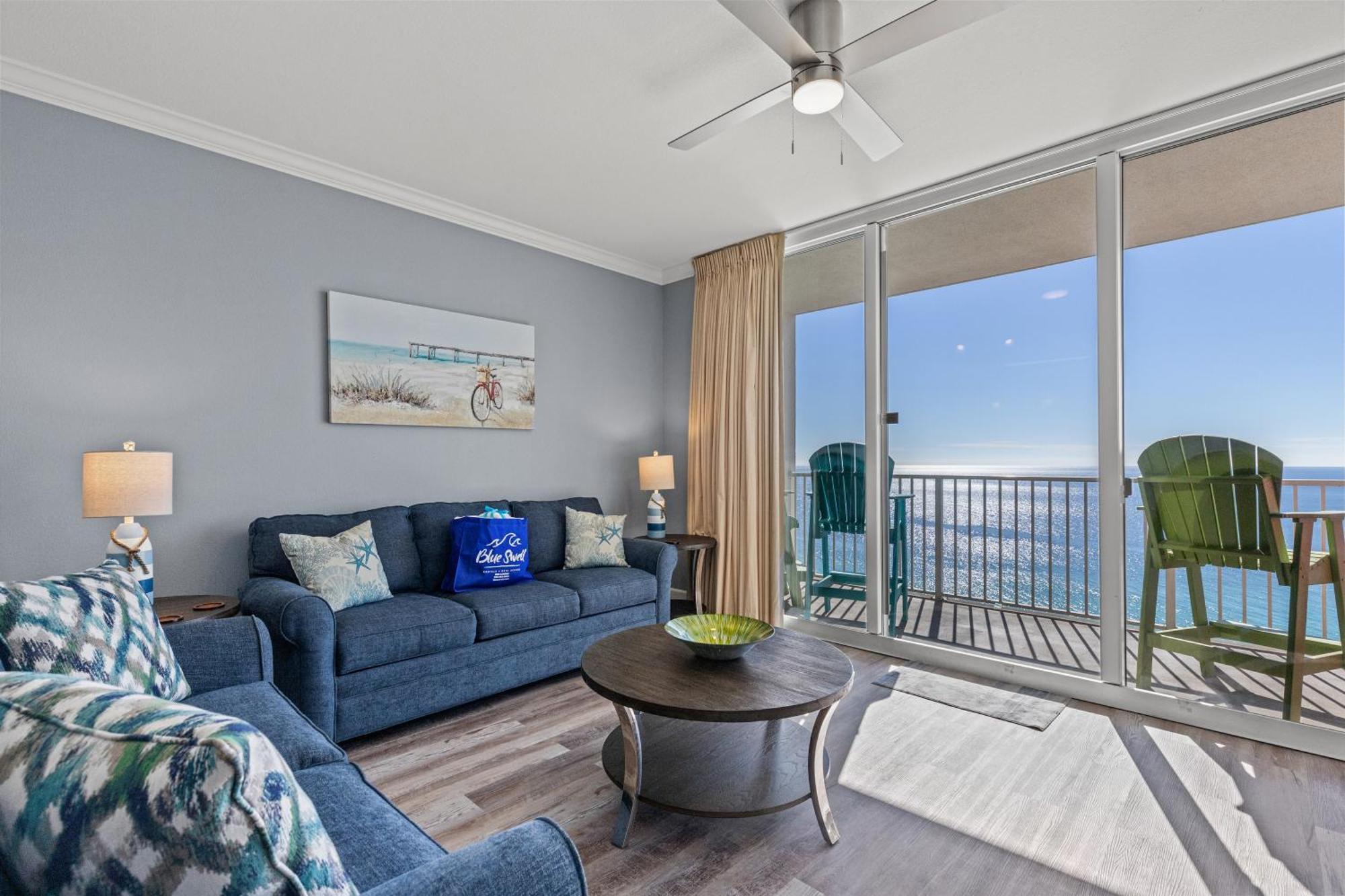 Tidewater Escape: 1br/2ba Beachfront Condo, Sleeps 6, Gulf Views & Comfort! Panama City Beach