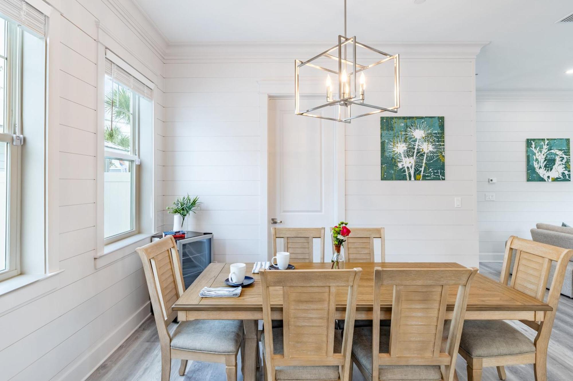 Modern 5bdr W Private Pool 2 Min Walk To The Montoute By Avantstay Panama City Beach