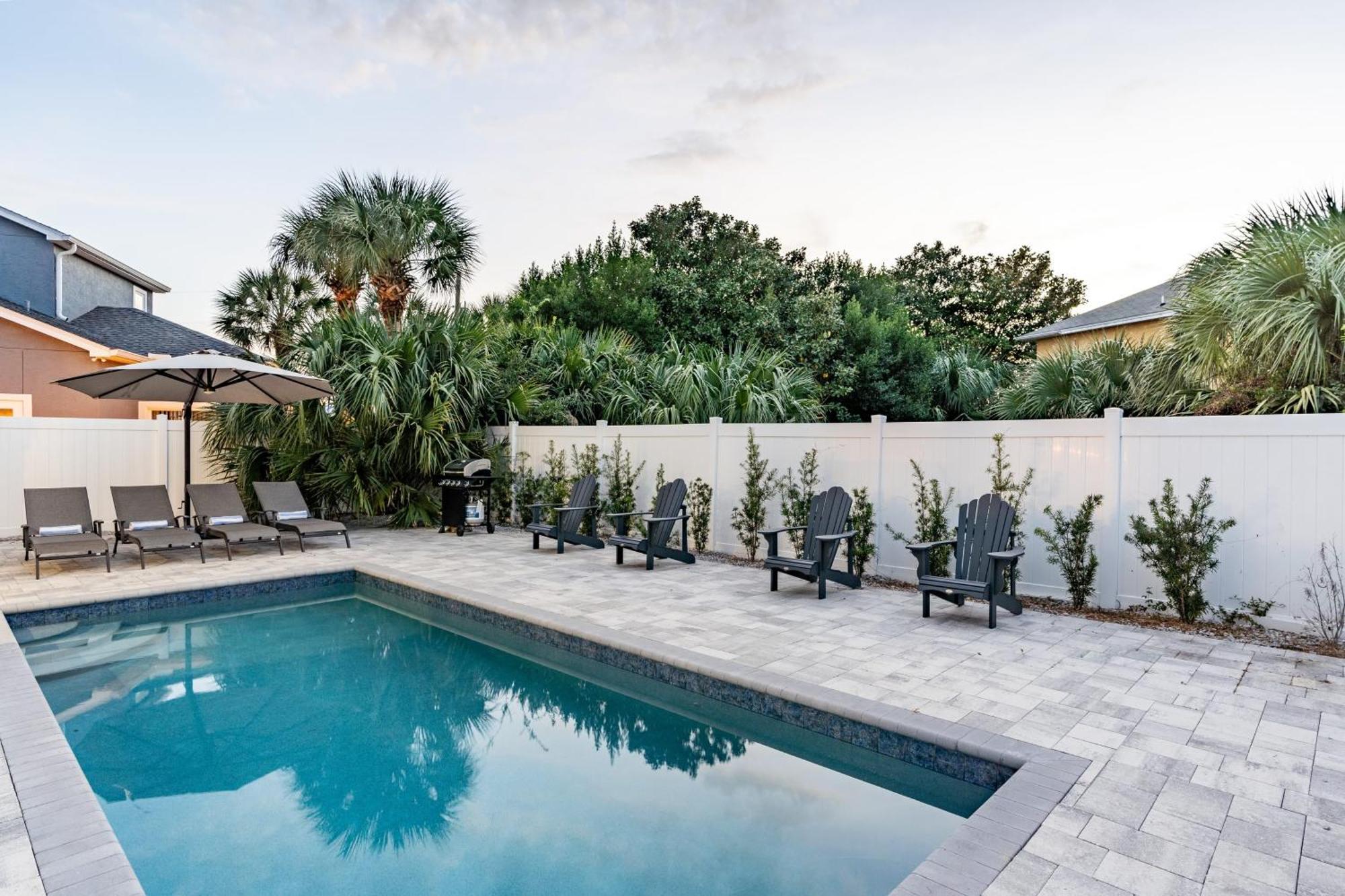 Holiday home Modern 5bdr W Private Pool 2 Min Walk To The Montoute By Avantstay Panama City Beach