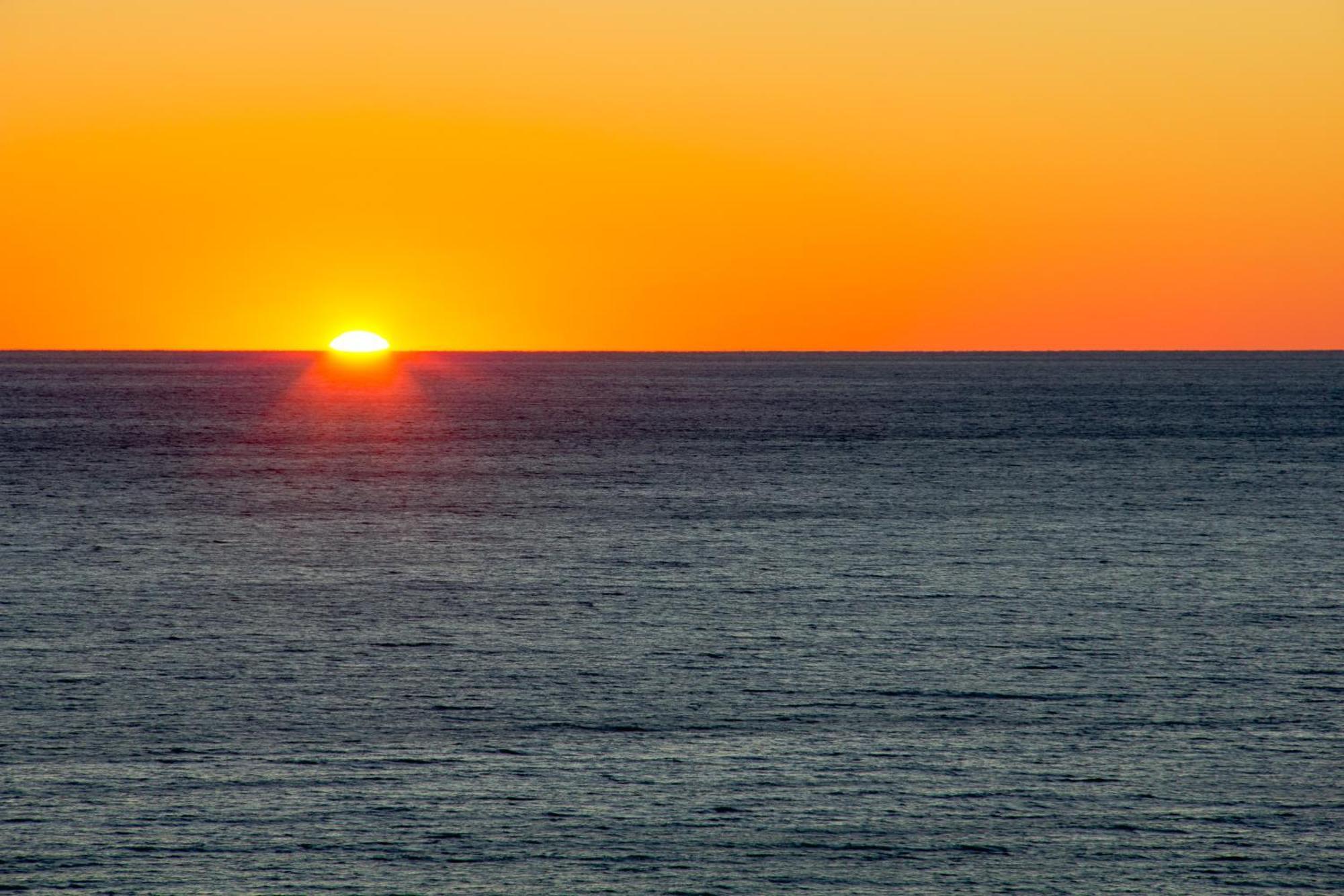 Holiday home Tidewater Escape: 1br/2ba Beachfront Condo, Sleeps 6, Gulf Views & Comfort! *