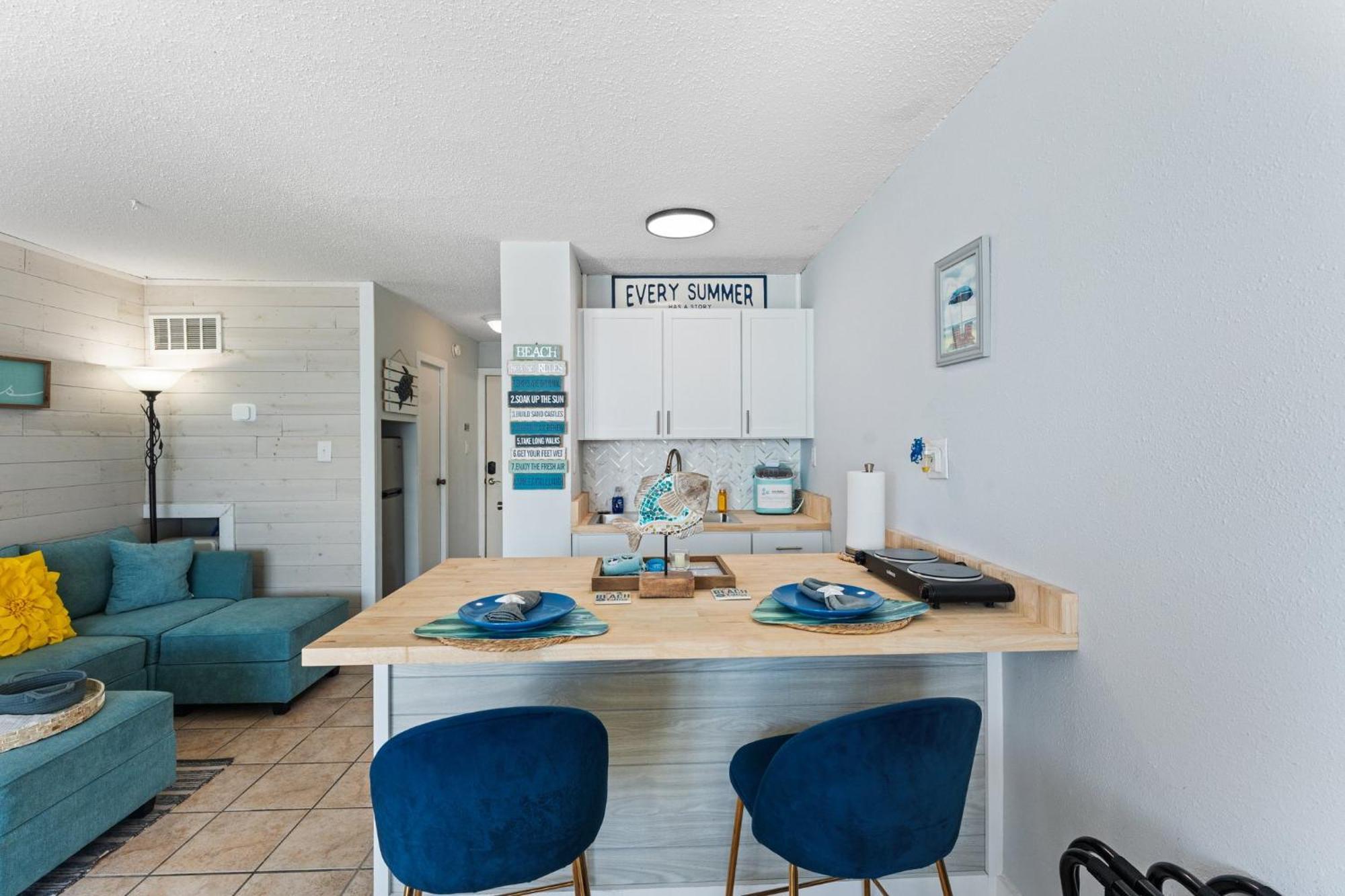 Seaview At Of The Gulf #823 By Nautical Apartment *