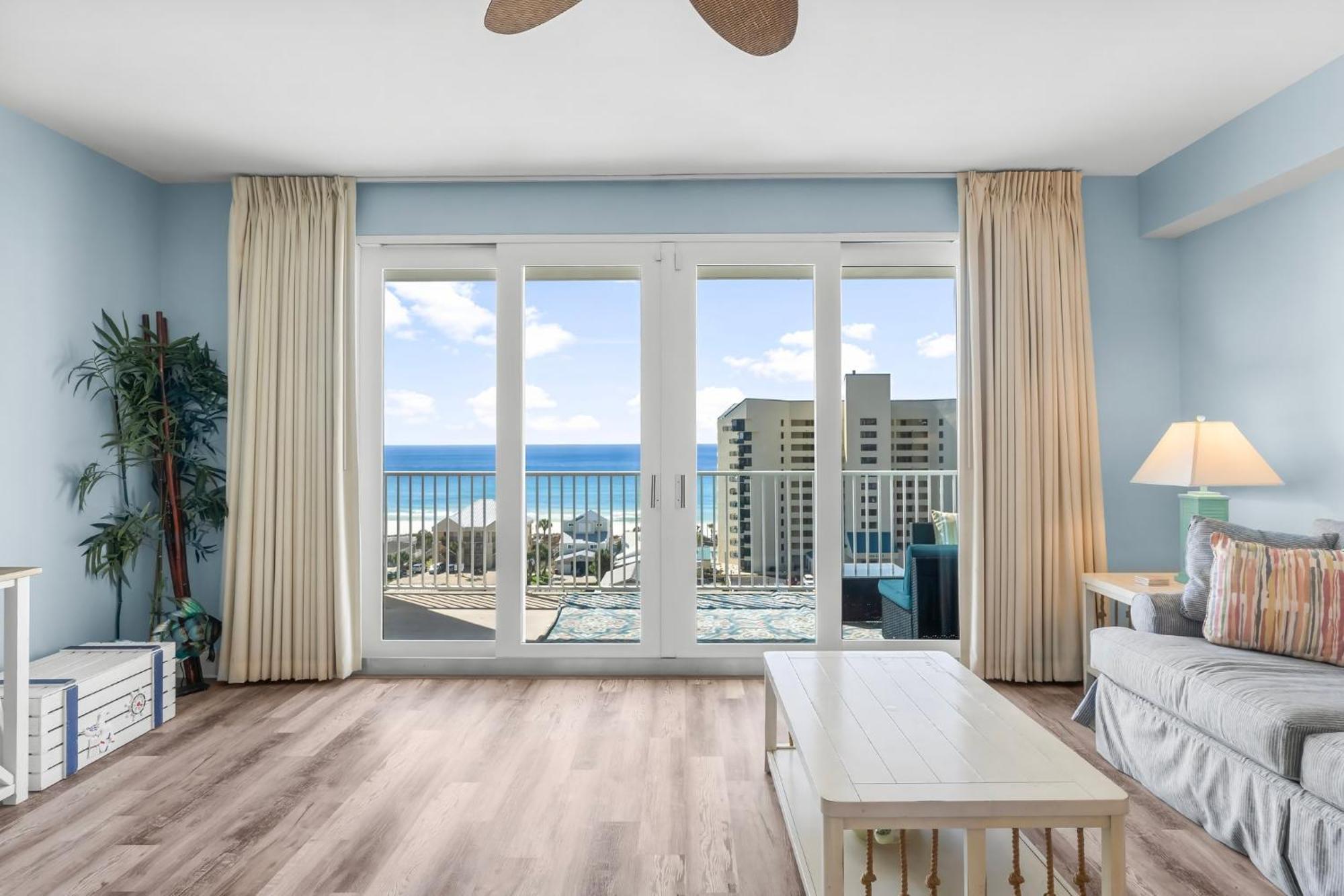 Laketown Wharf 0804