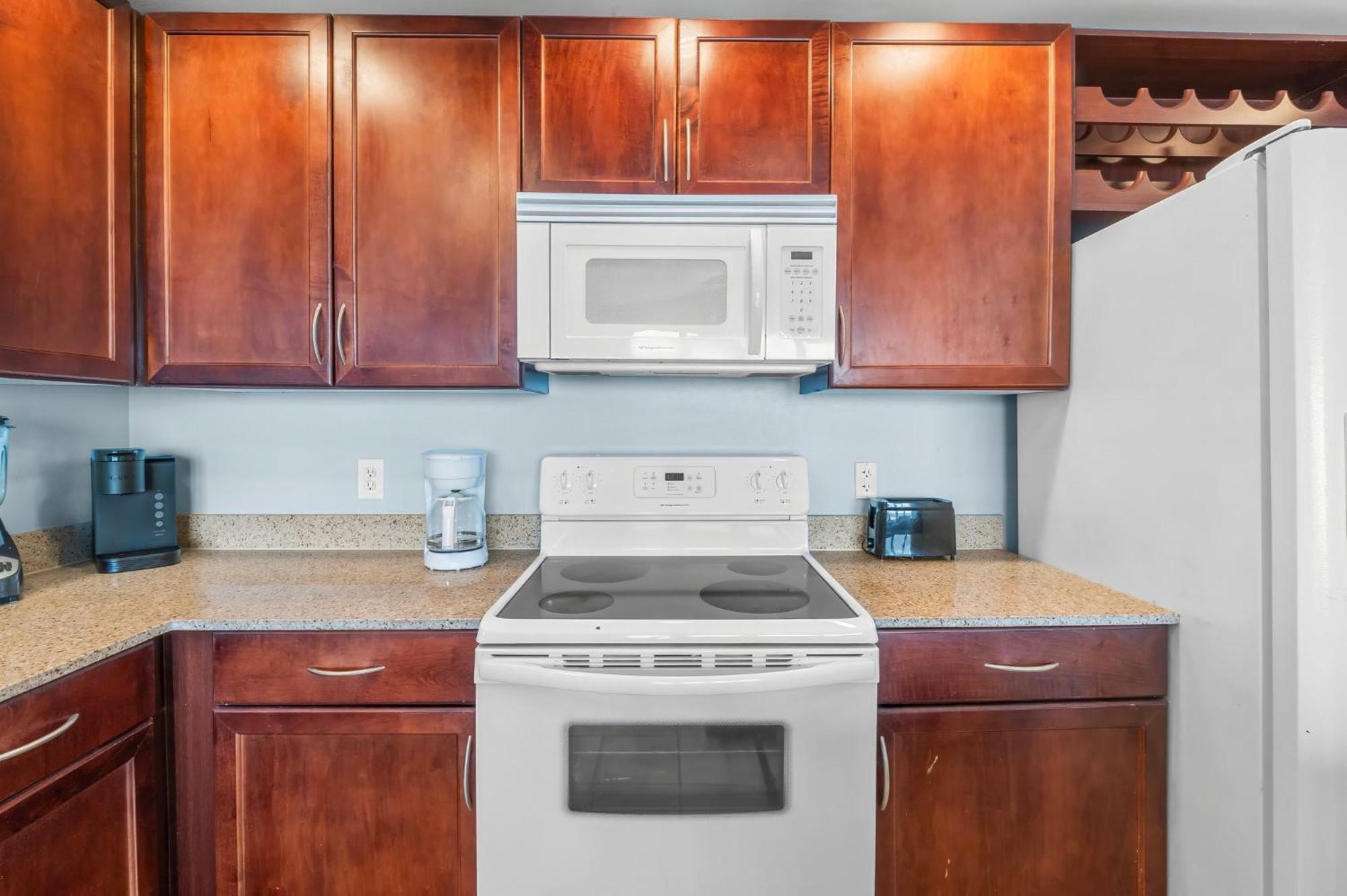 Laketown Wharf 0804 Apartment *