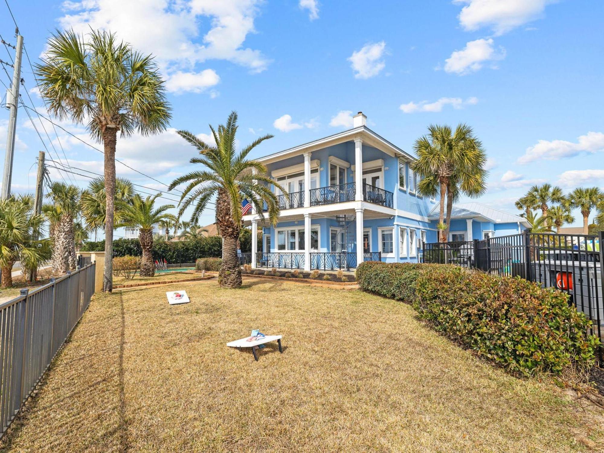 Private Paradise On Front Rd