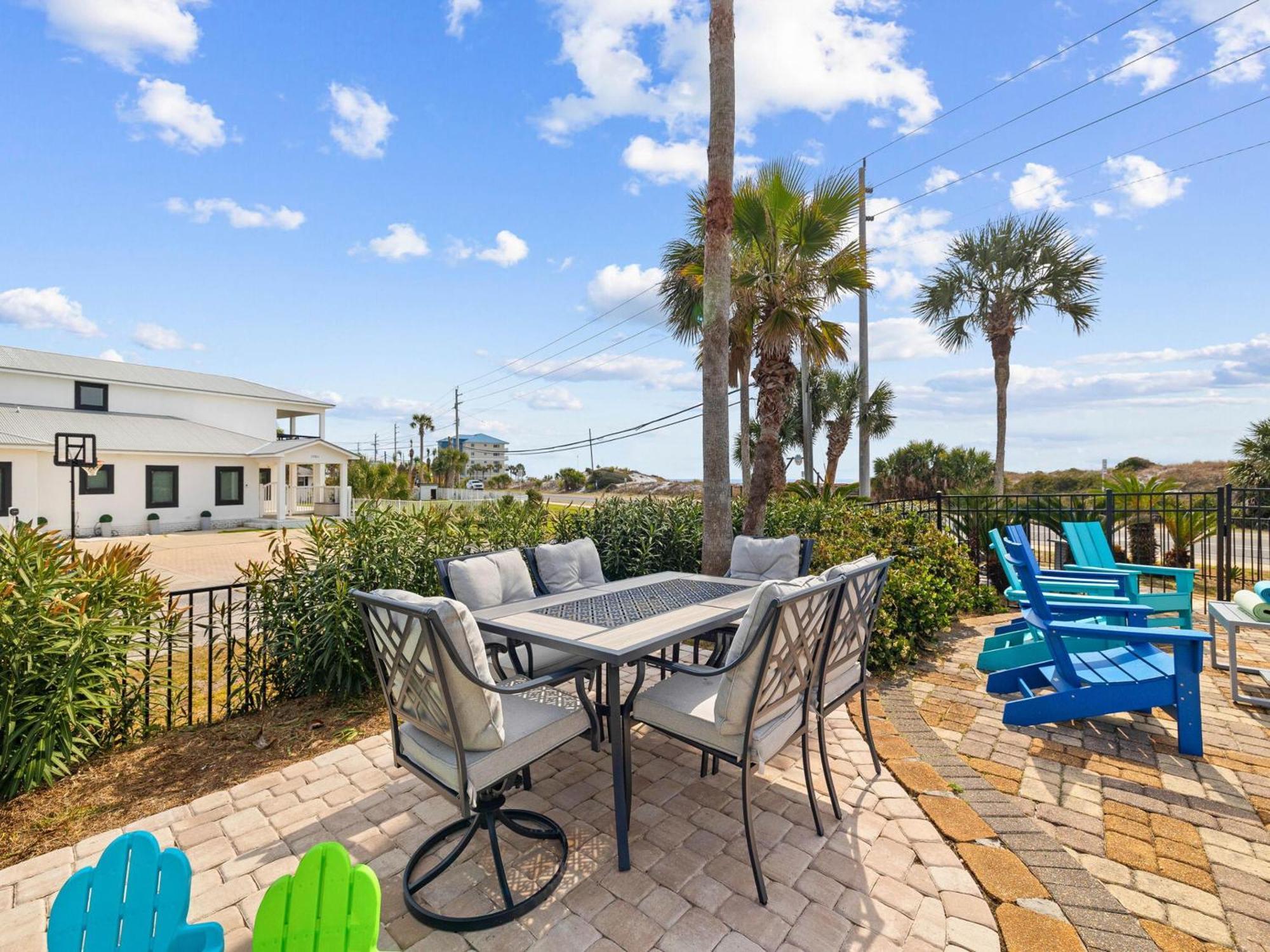 Private Paradise On Front Rd Holiday home *