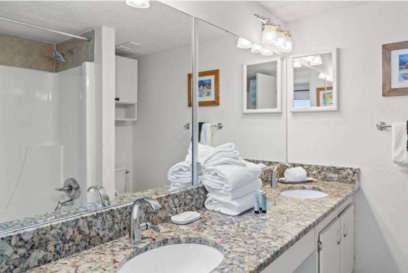 Holiday home Pinnacle Port B2-306
