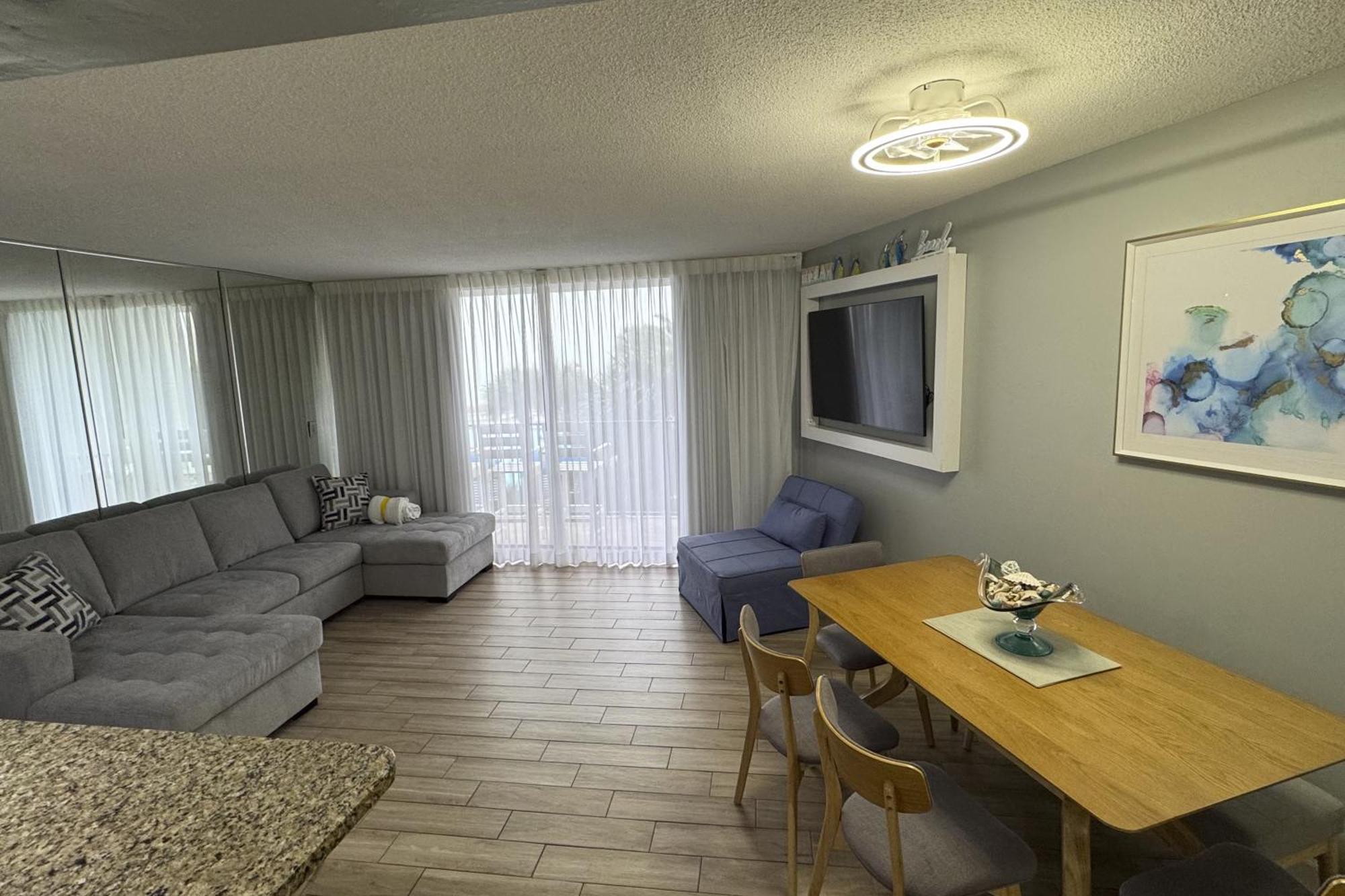 Edgewater #t1-205