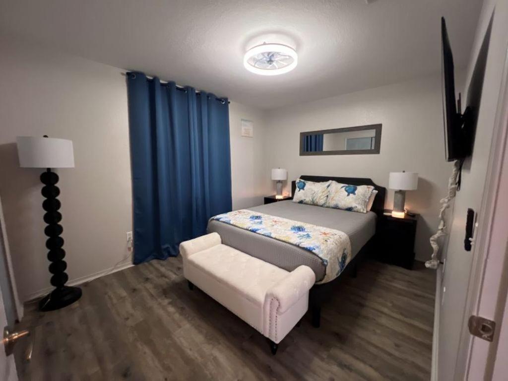 Apartment Perfect Place For Your Crowd Sleep 10 In Pcb Panama City Beach