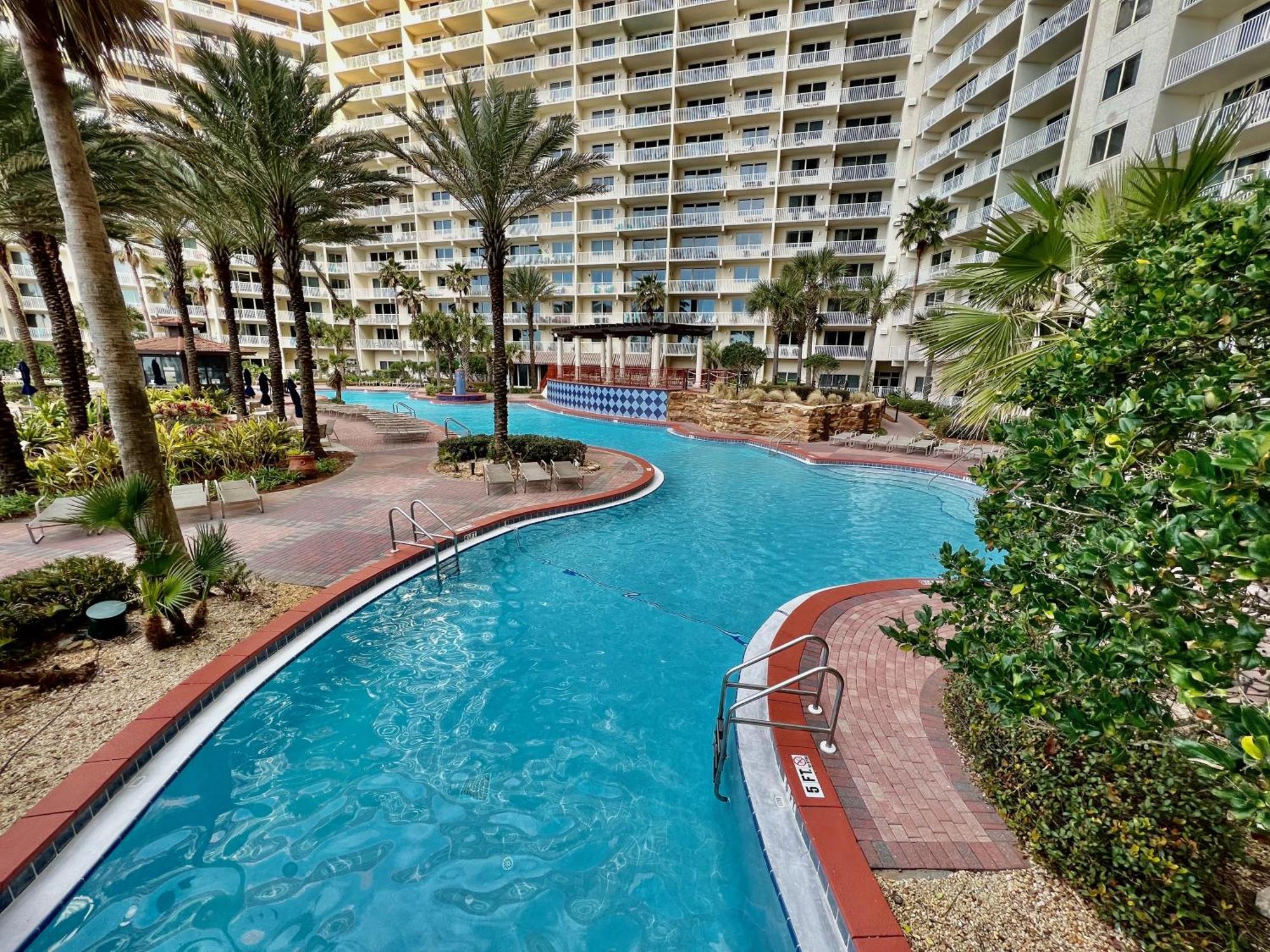Apartment Spacious 2-bedroom Beachfront Resort! By Dolce Getaways Pcb! *
