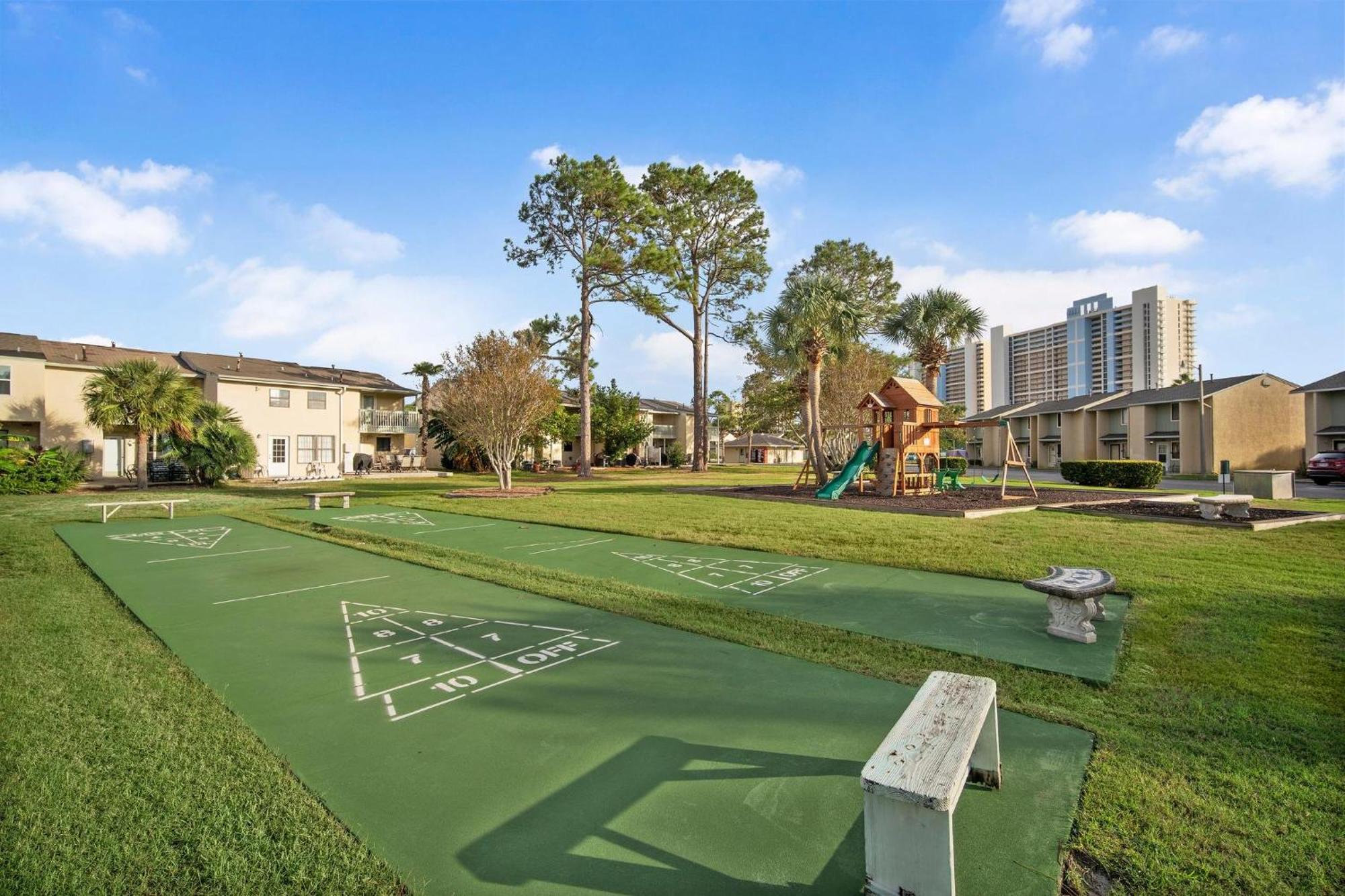Holiday home 135 Grande Island Blvd *