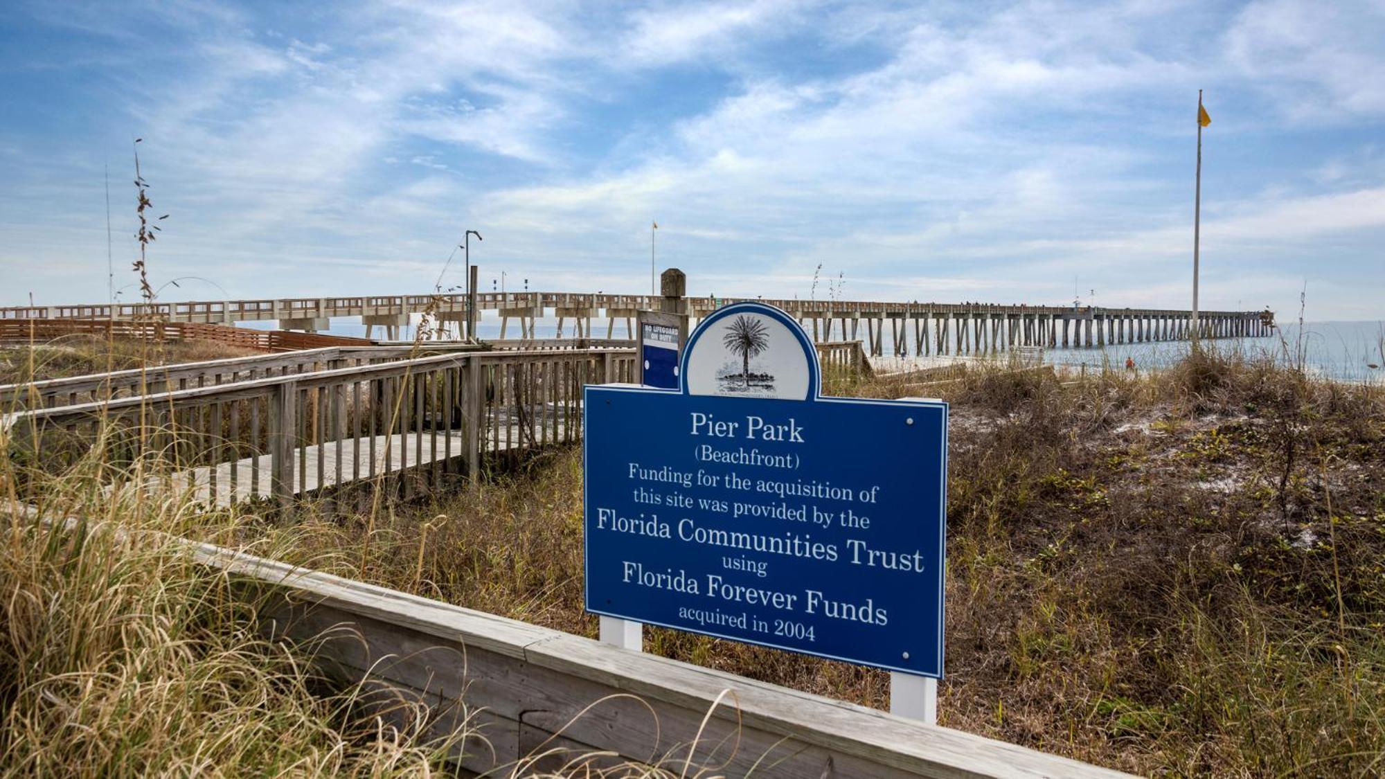 Laketown Wharf 933! Beautiful 3 Bd, Great Amenities, And Great Location