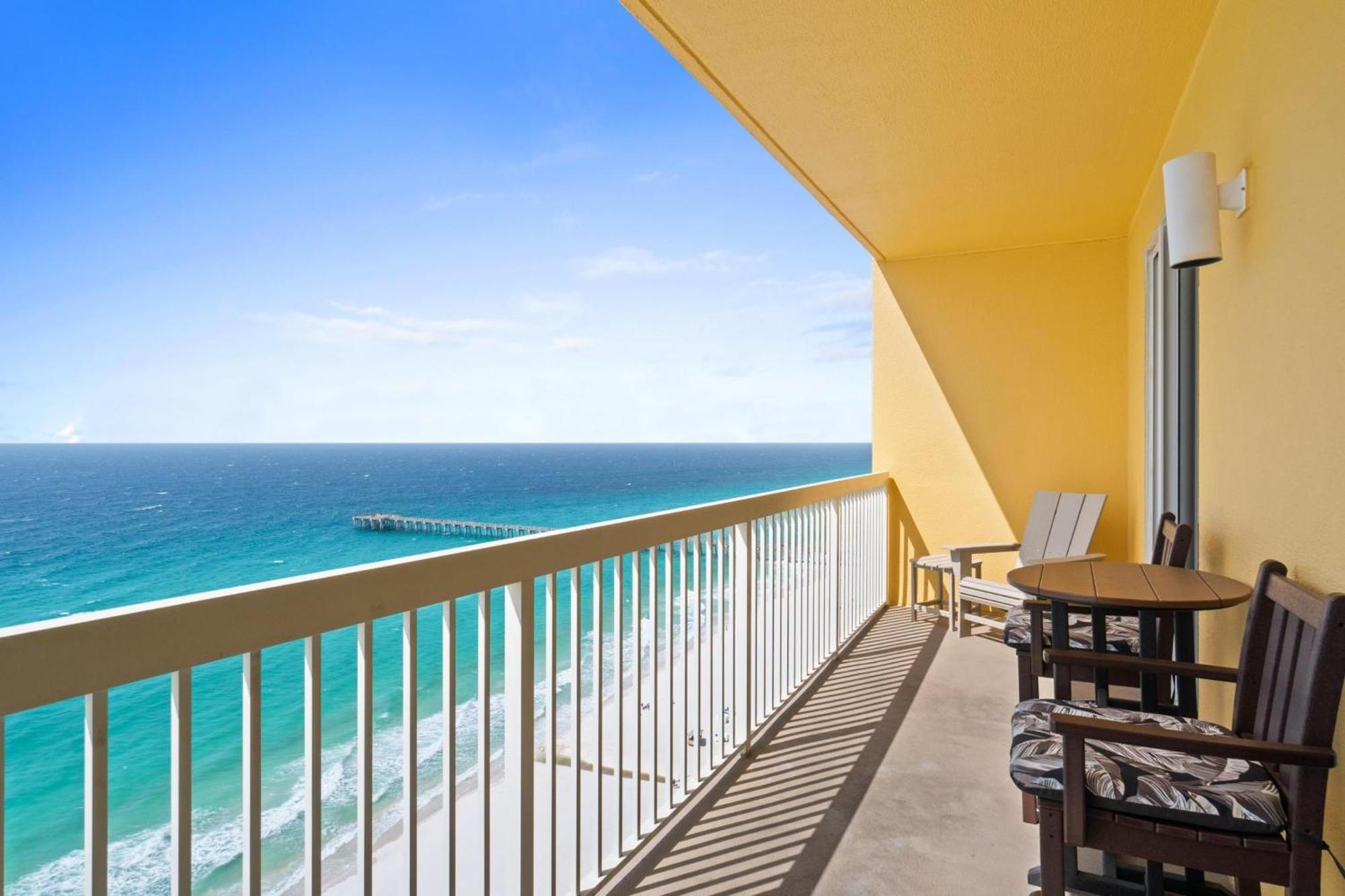 Apartment Calypso Towers