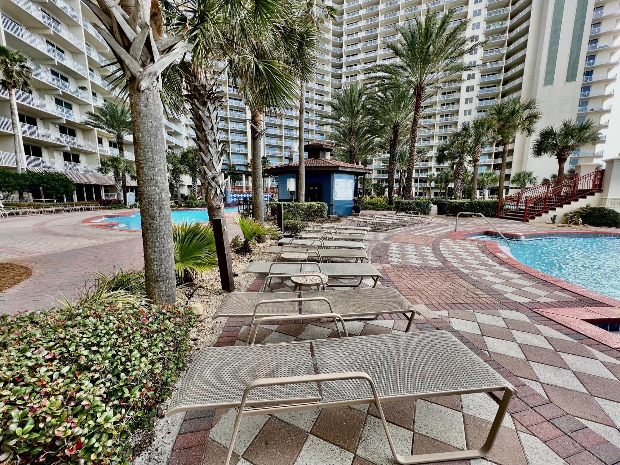 Spacious 2-bedroom Beachfront Resort! By Dolce Getaways Pcb! Panama City Beach