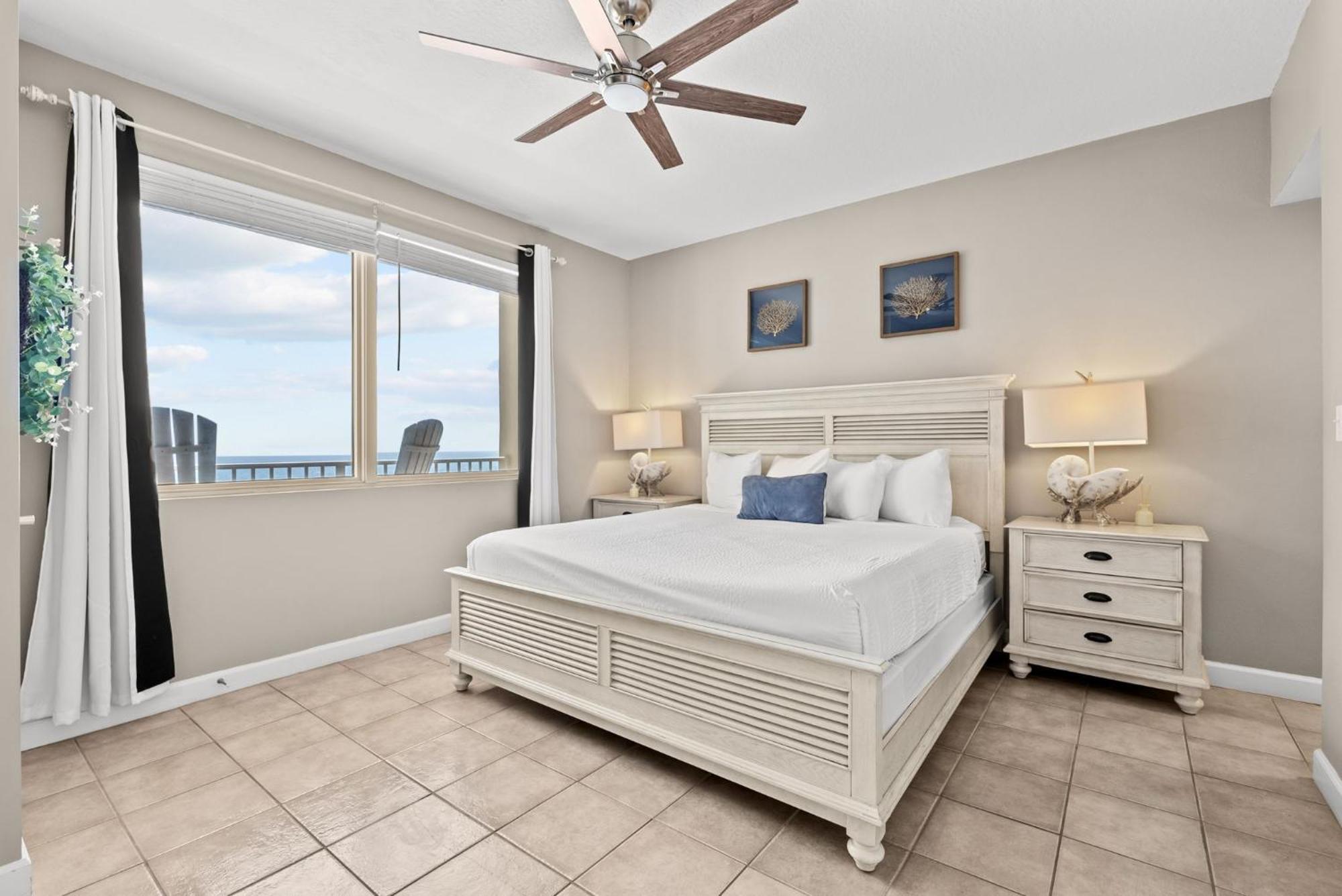 Apartment Spacious 2-bedroom Beachfront Resort! By Dolce Getaways Pcb!