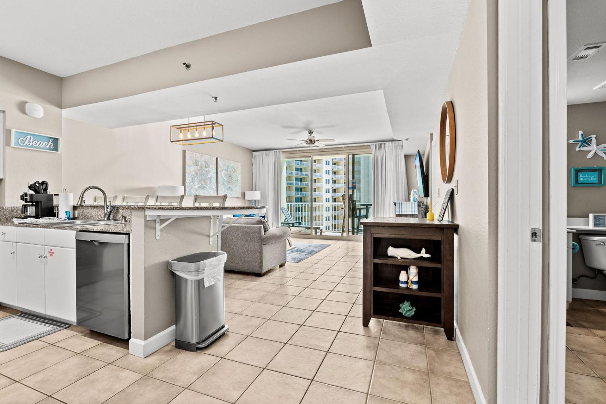 Spacious 2-bedroom Beachfront Resort! By Dolce Getaways Pcb! *