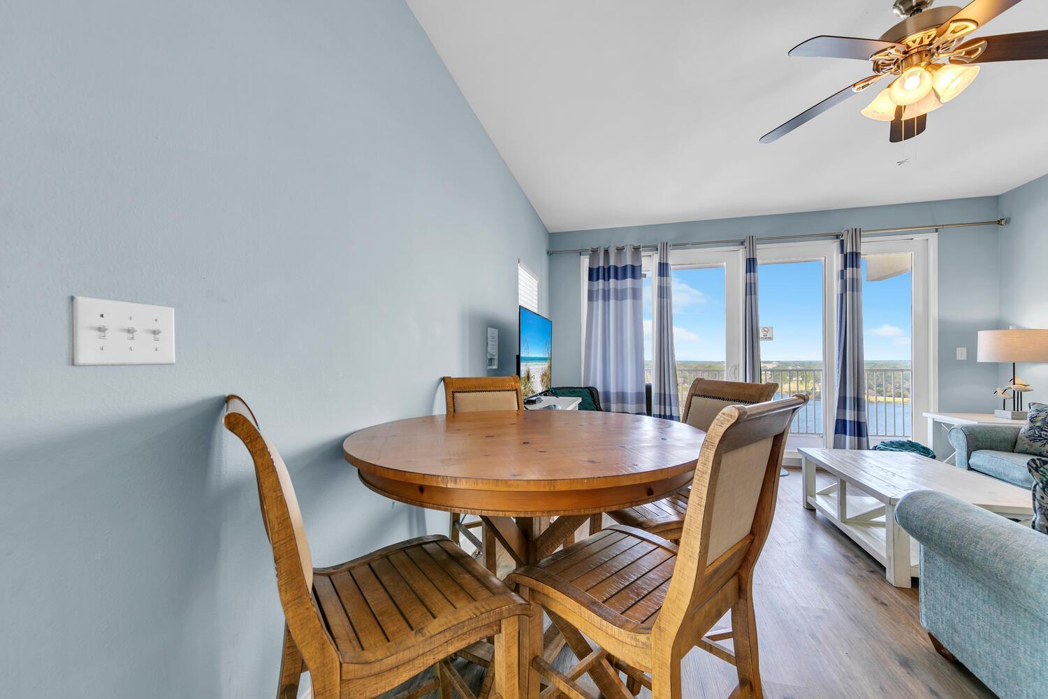 Apartment Laketown Wharf 838 By Realjoy Vacations Panama City Beach
