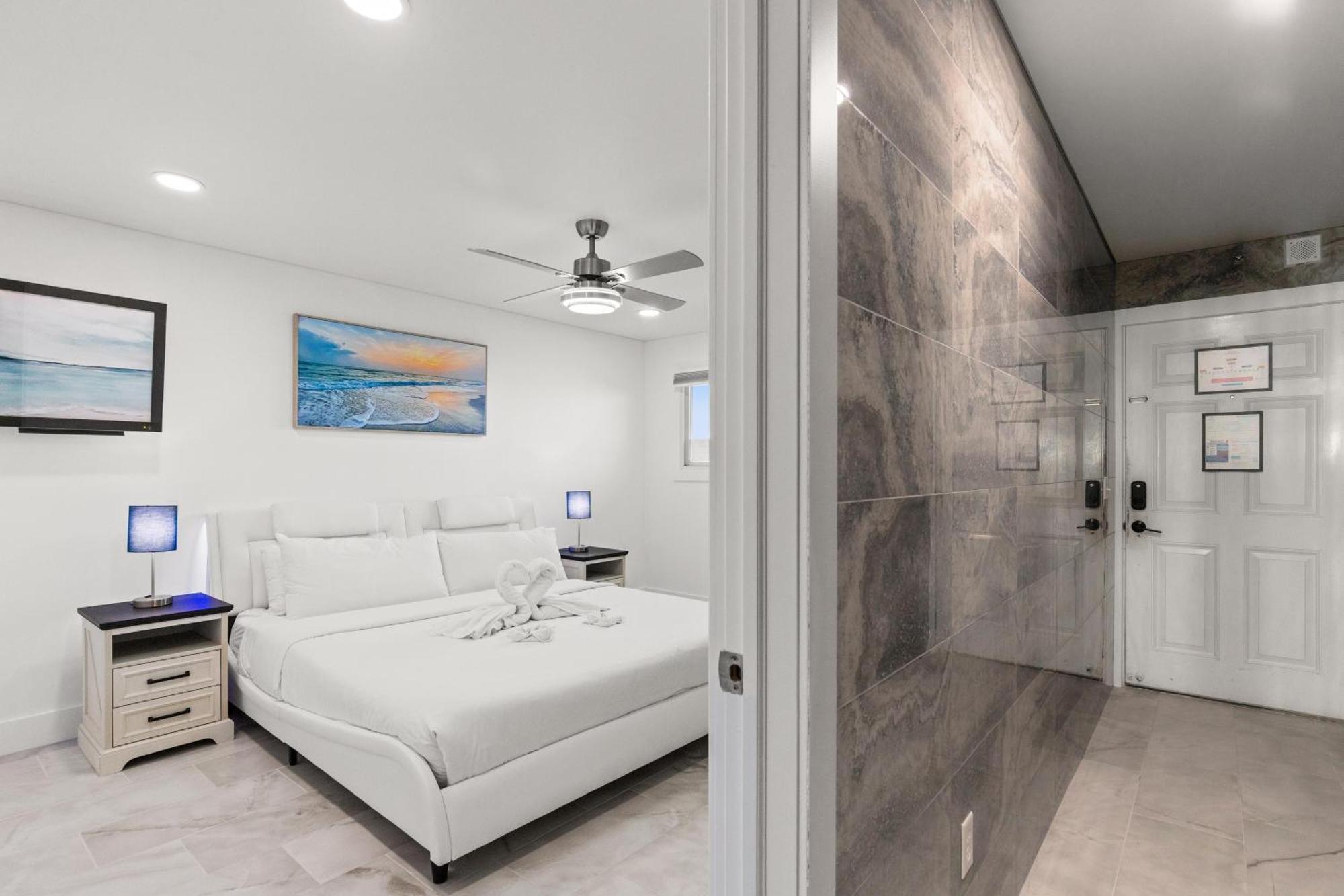 The Summit 306 Apartment