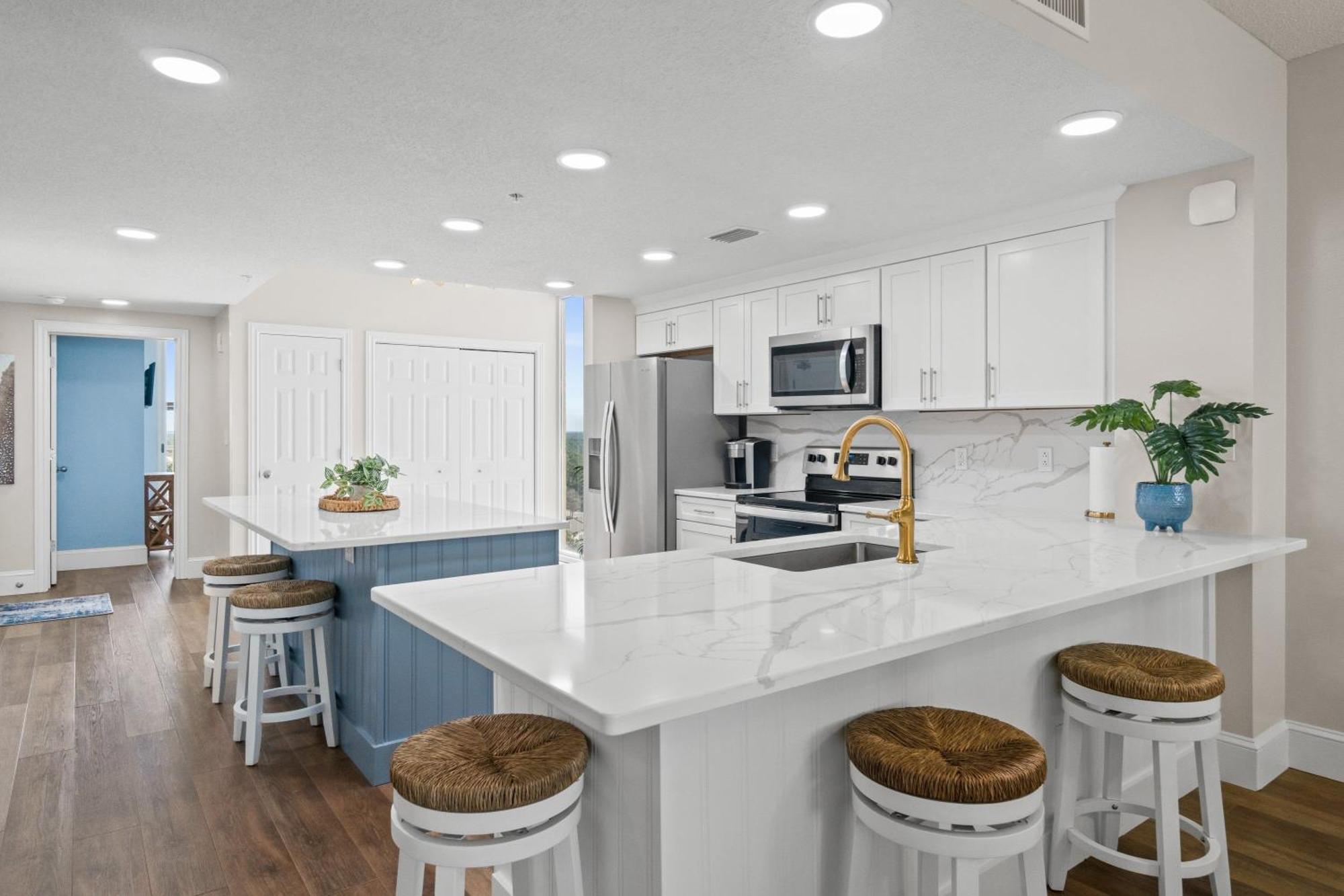 Majestic #1309-2 By Book That Holiday home
