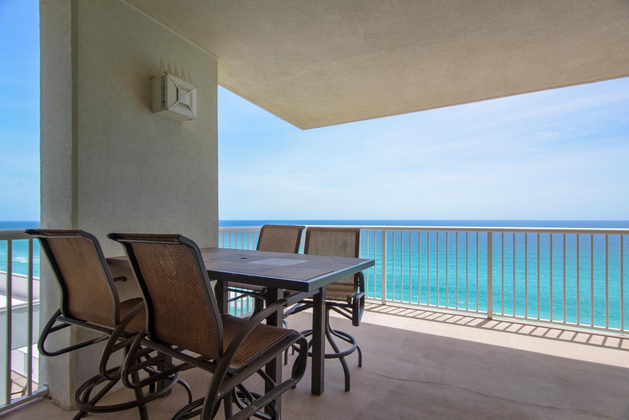 Majestic #1309-2 By Book That Holiday home