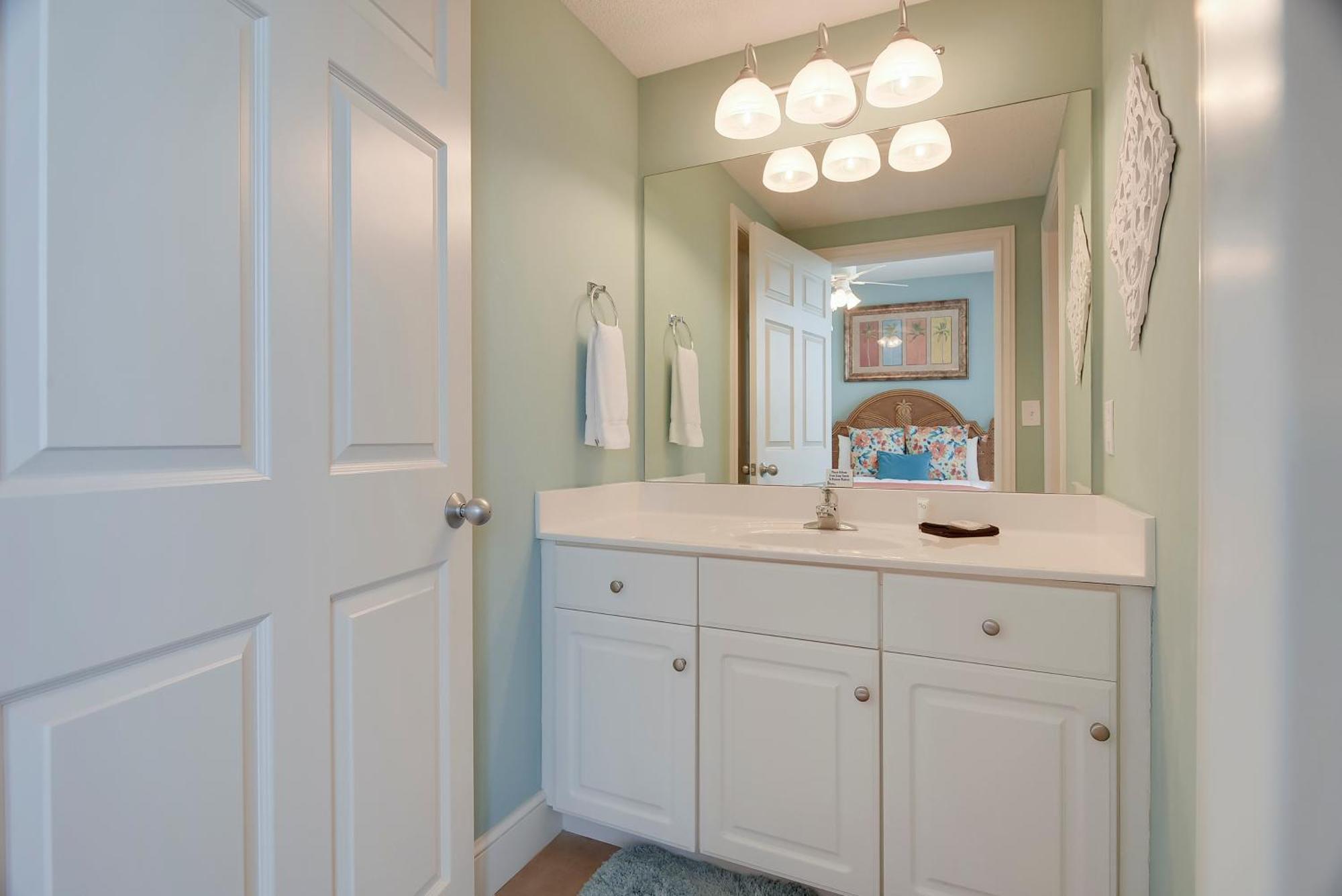 Majestic #1309-2 By Book That
