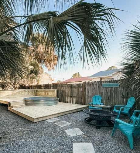 Walk To Restaurants Fire Pit Large Porch *