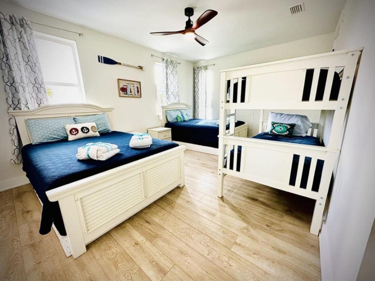 Sun Surf And 1 Block To Heated Pool Holiday home Panama City Beach
