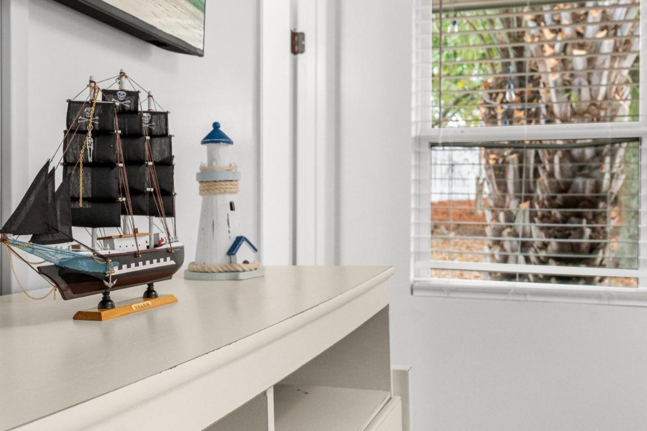 New Pirates Cove Hot Tub Pet Friendly Holiday home