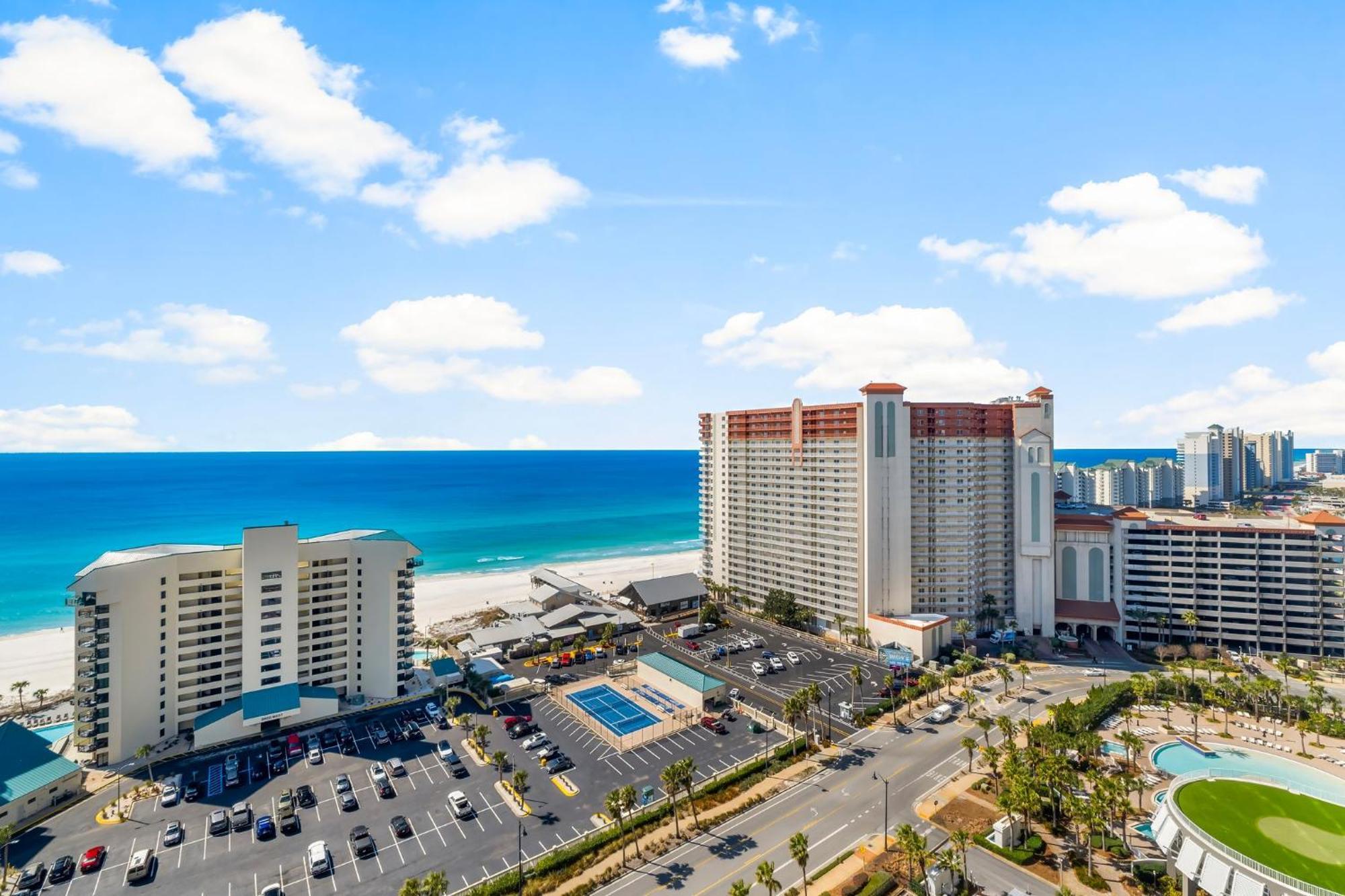 Apartment Laketown Wharf 1818 Panama City Beach
