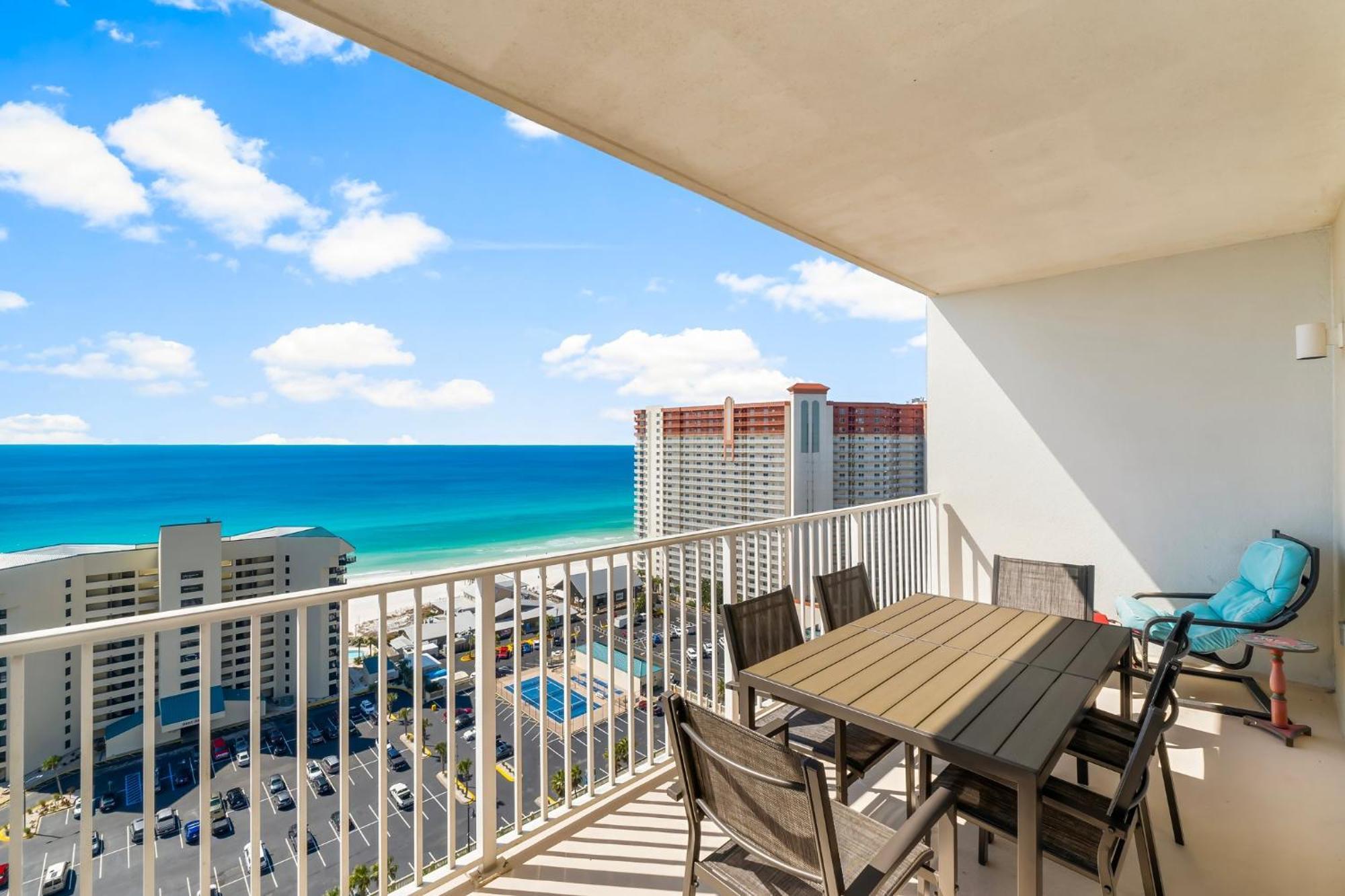 Laketown Wharf 1818 Apartment Panama City Beach