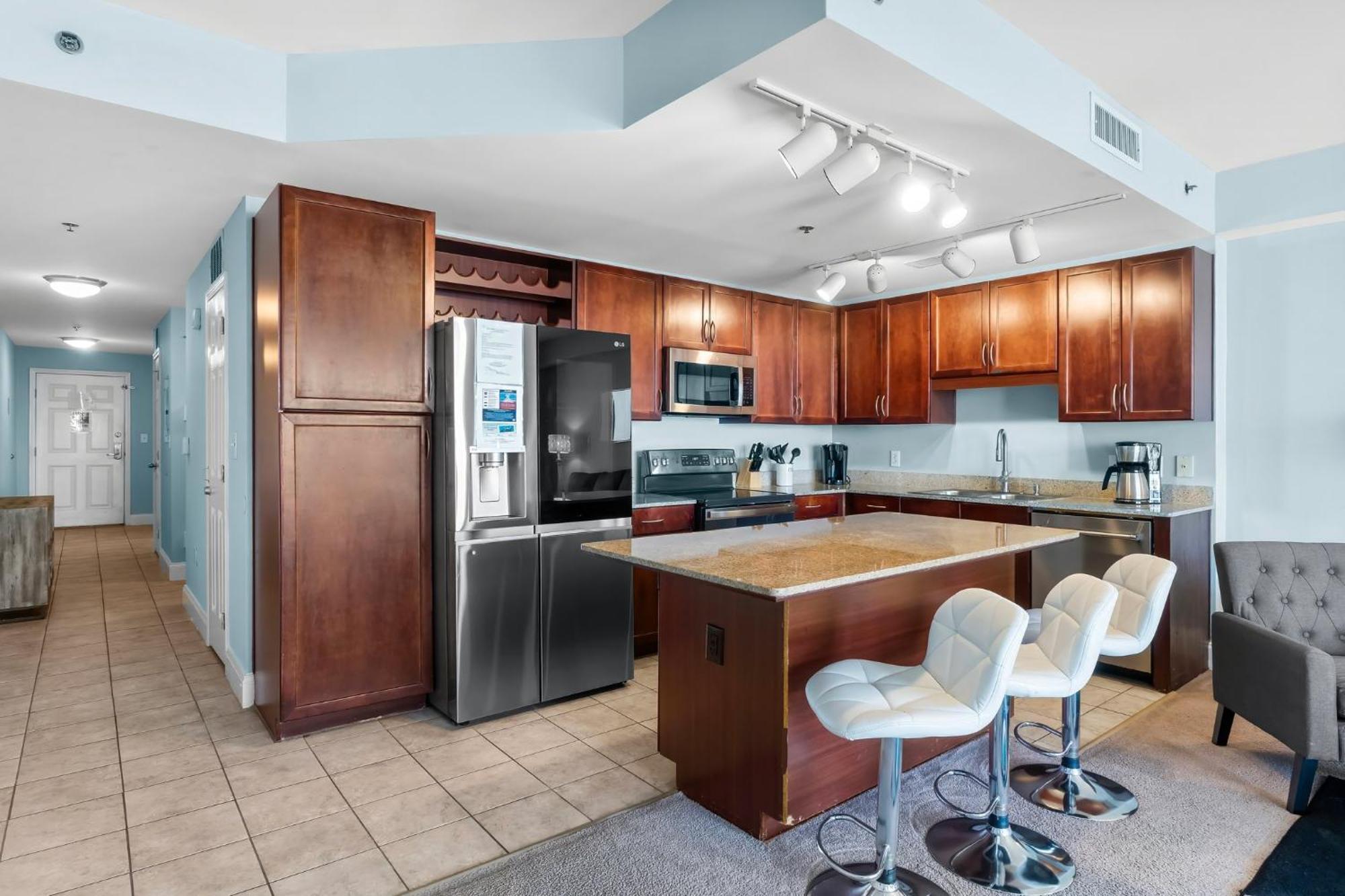 Apartment Laketown Wharf 1818