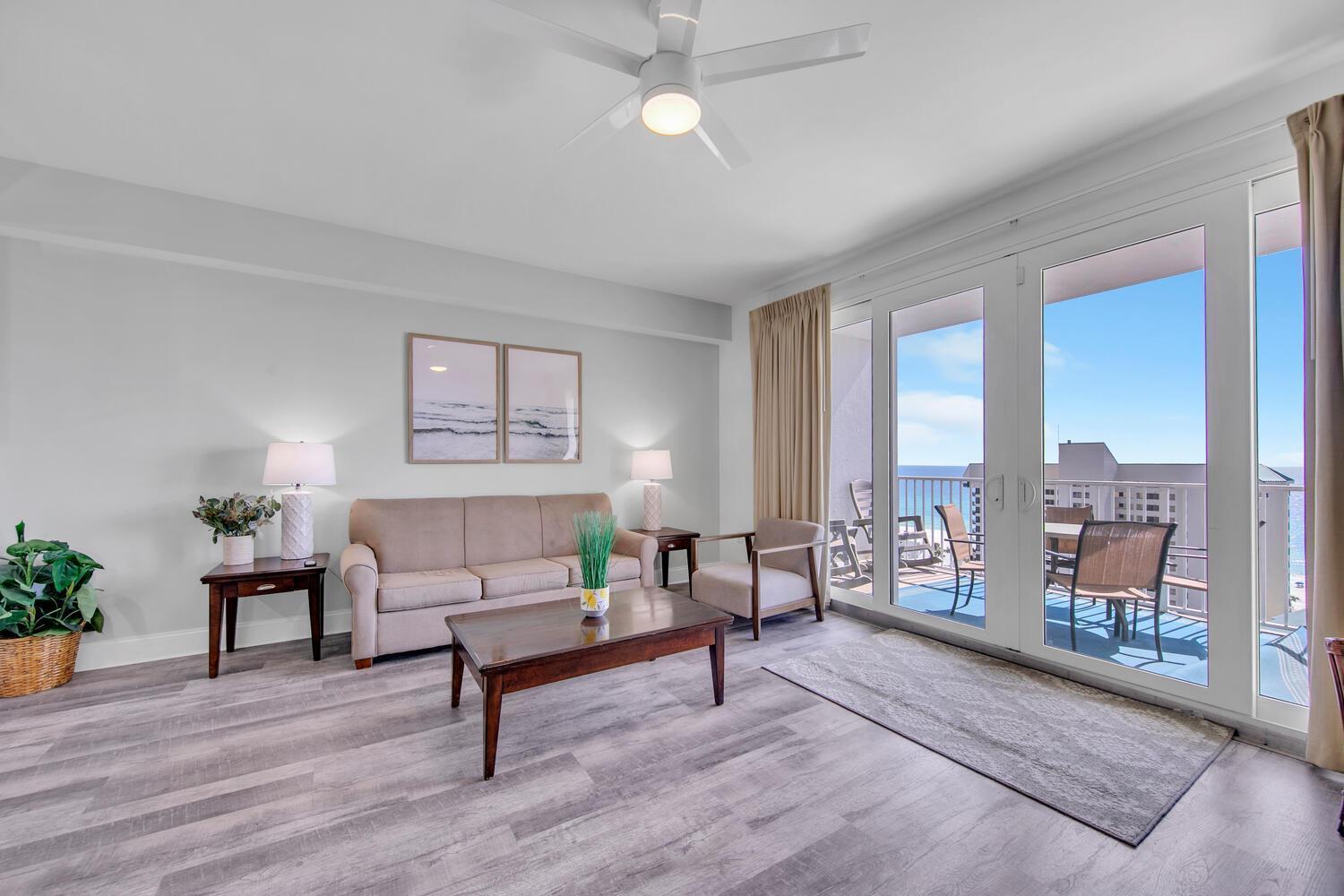 Laketown Wharf 1116 *