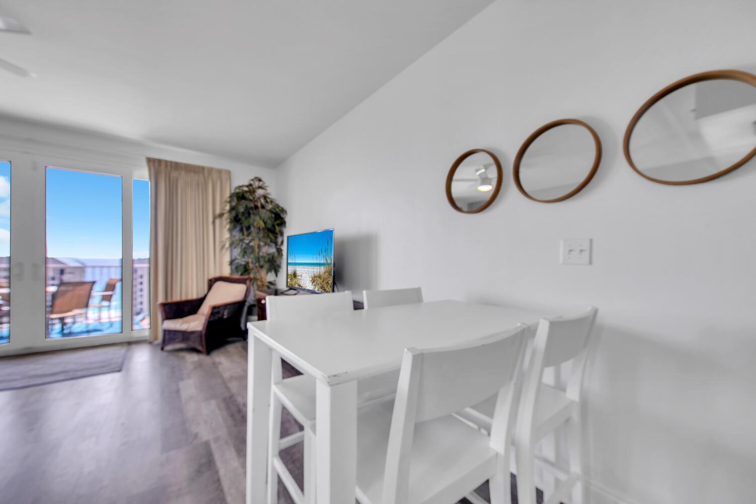 Laketown Wharf 1116 Holiday home *