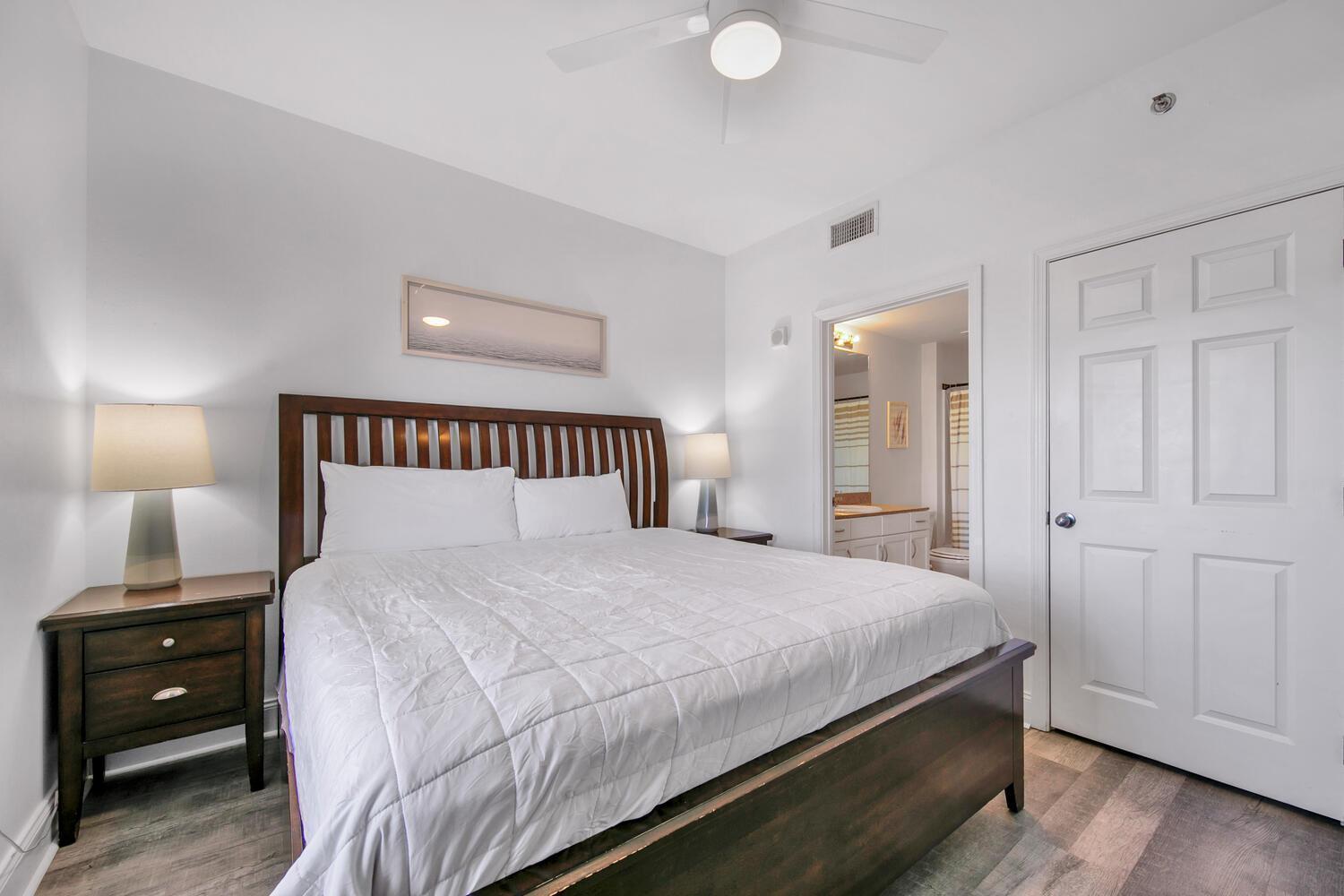 Holiday home Laketown Wharf 1116