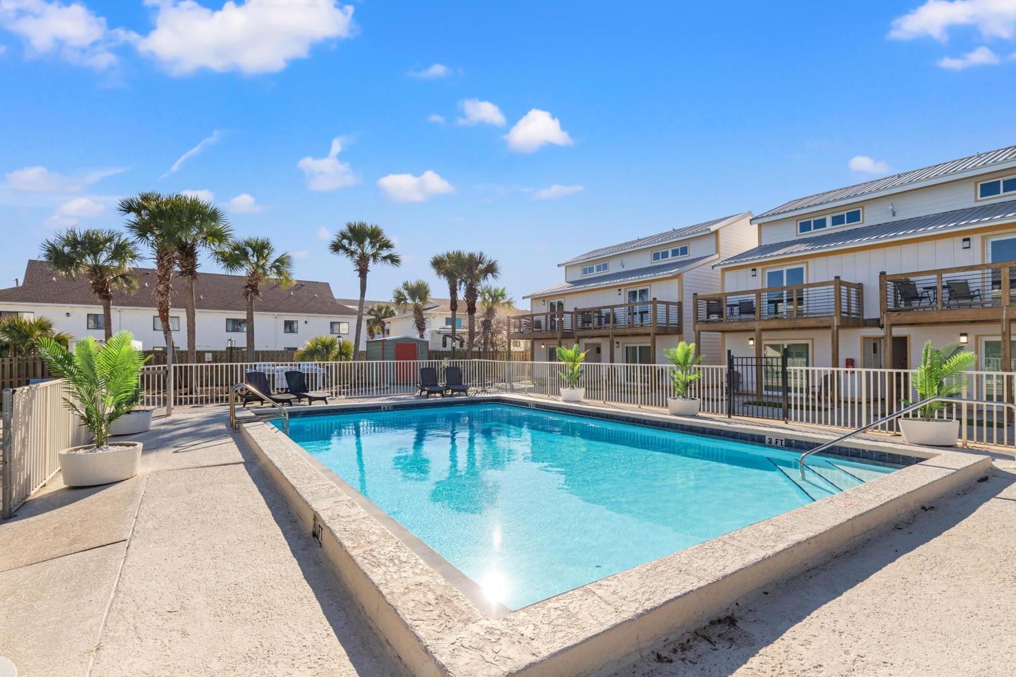Apartment Ocean Breeze 1c