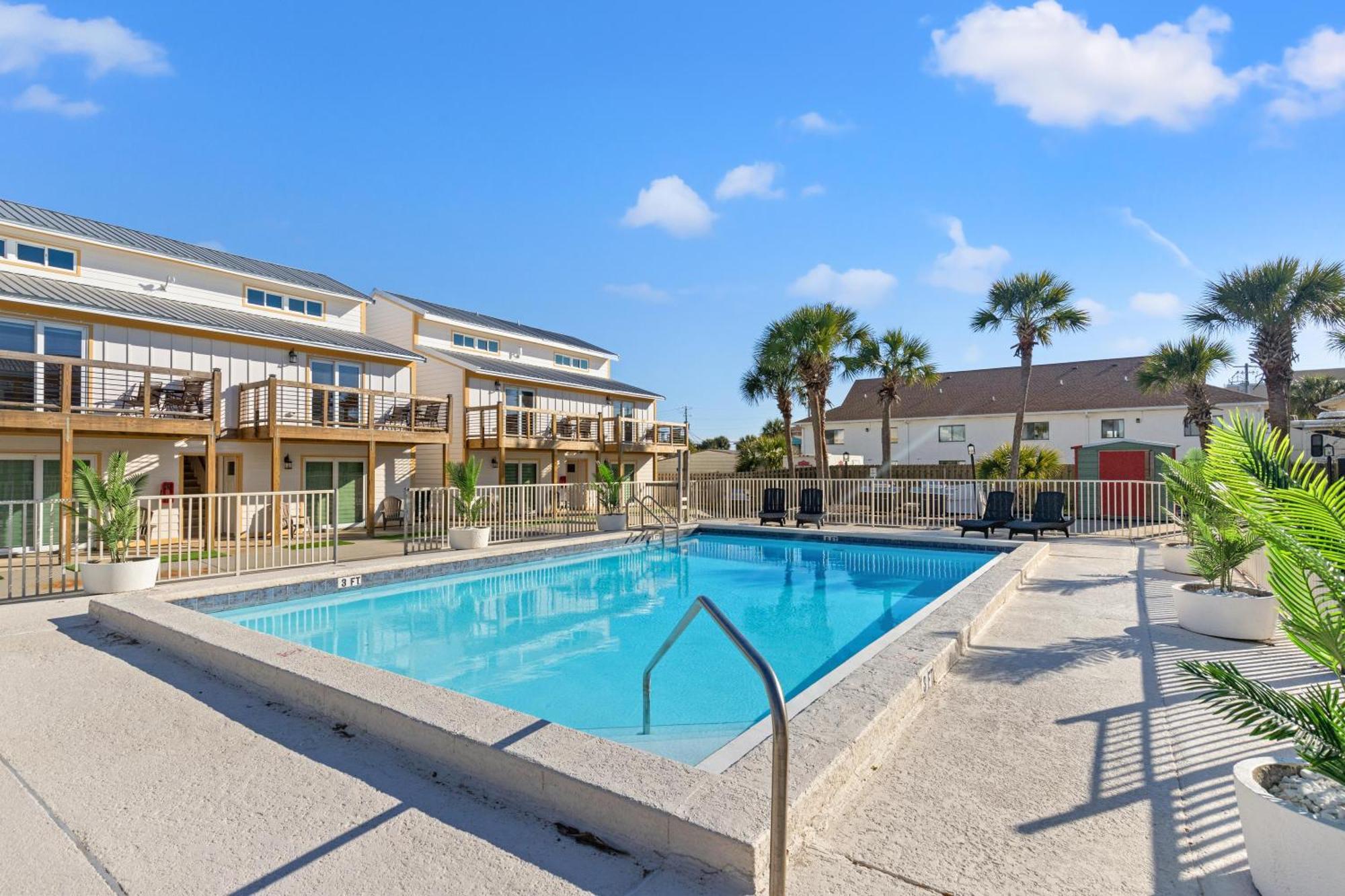 Apartment Ocean Breeze 1c Panama City Beach