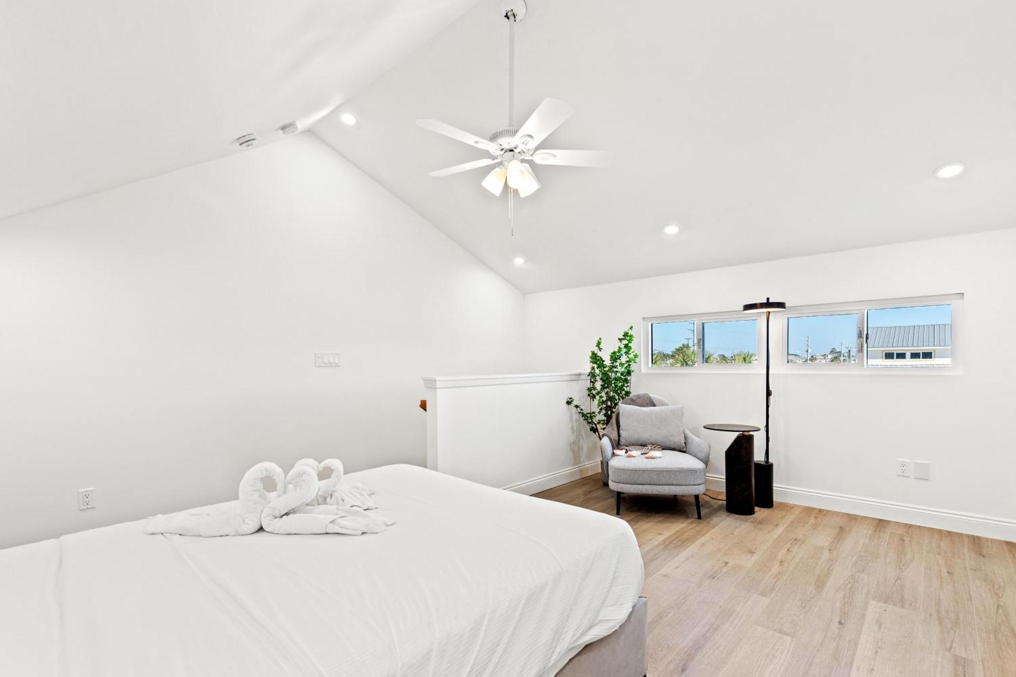 Ocean Breeze 2d Apartment Panama City Beach