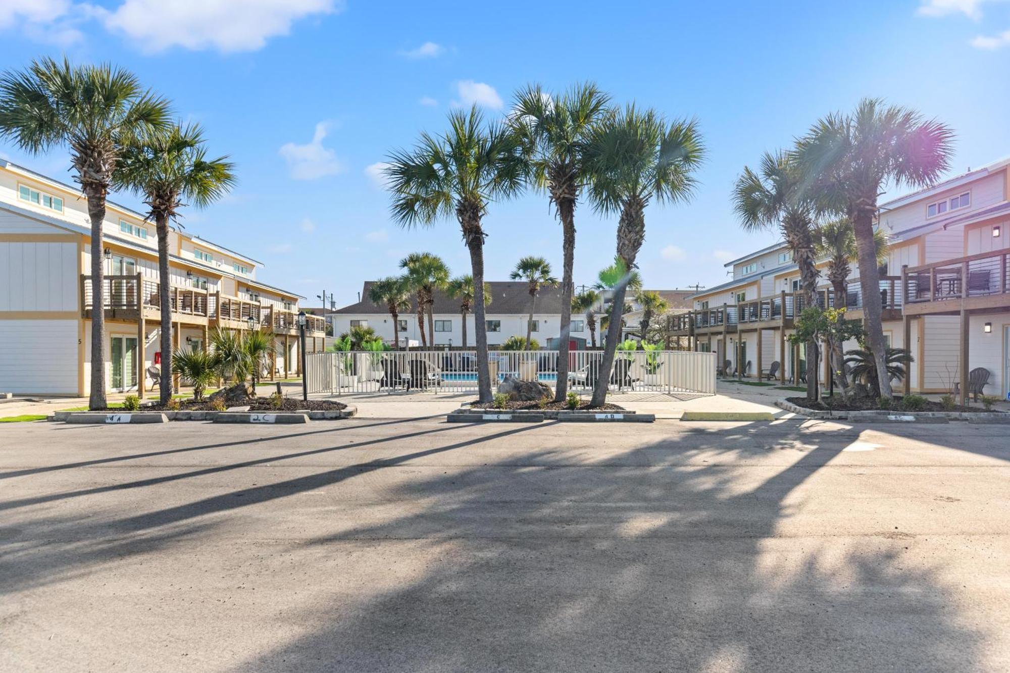 Apartment Ocean Breeze 1c Panama City Beach