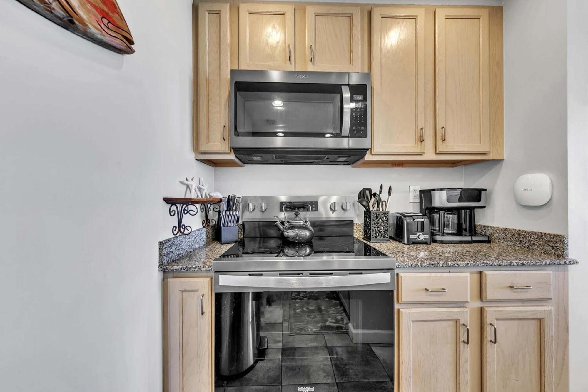 Sterling Reef 303 *