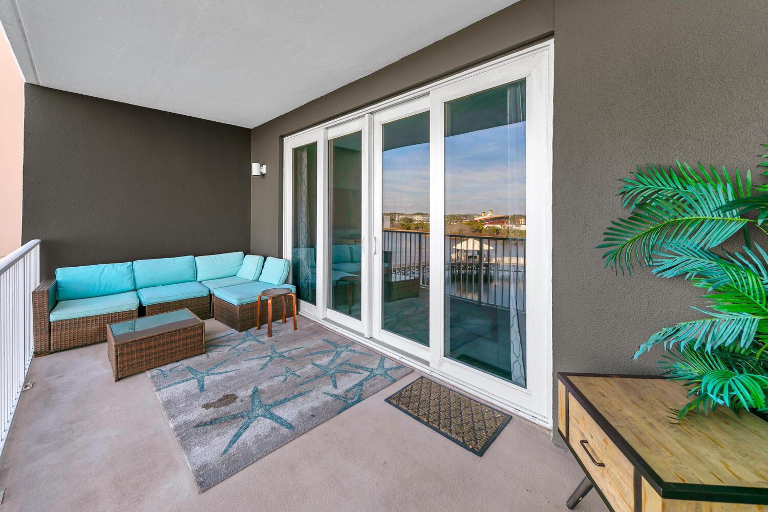 Laketown Wharf 317 Holiday home