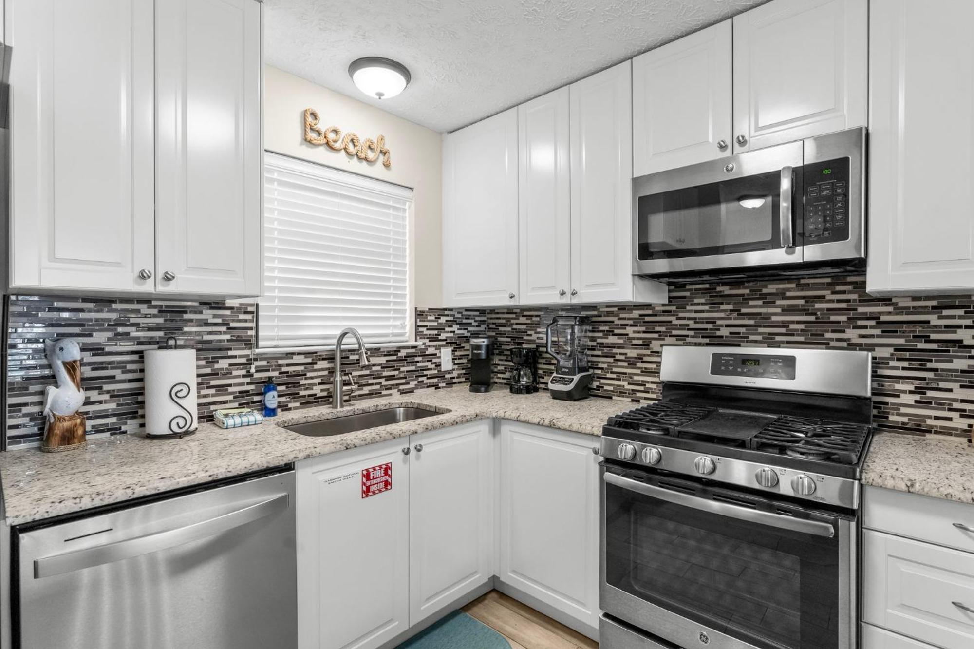 Gulf Highlands #175 By Nautical Apartment Panama City Beach