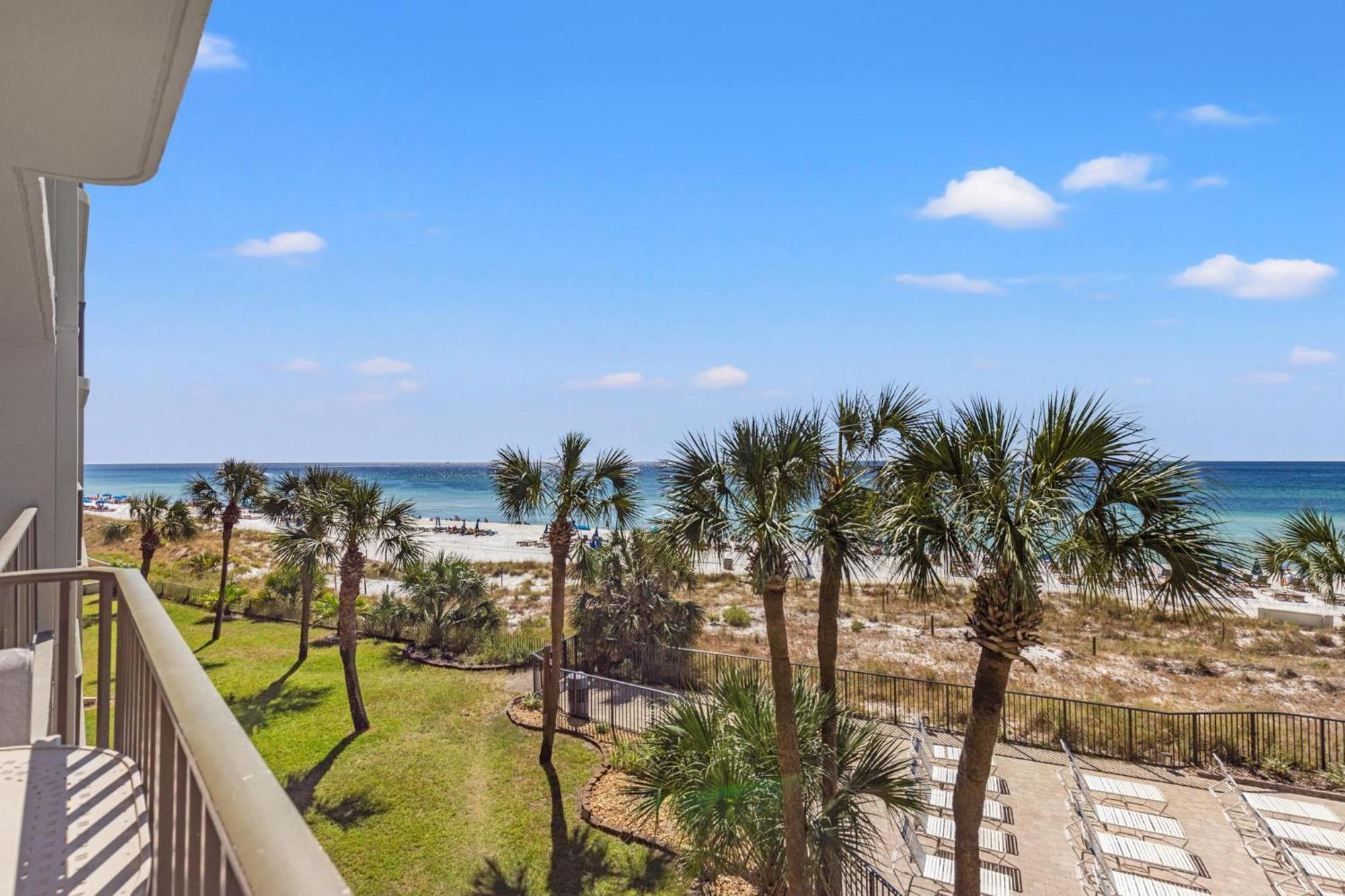 Commodore 304 Gorgeous Views! Near St. Andrews State Park. Panama City Beach