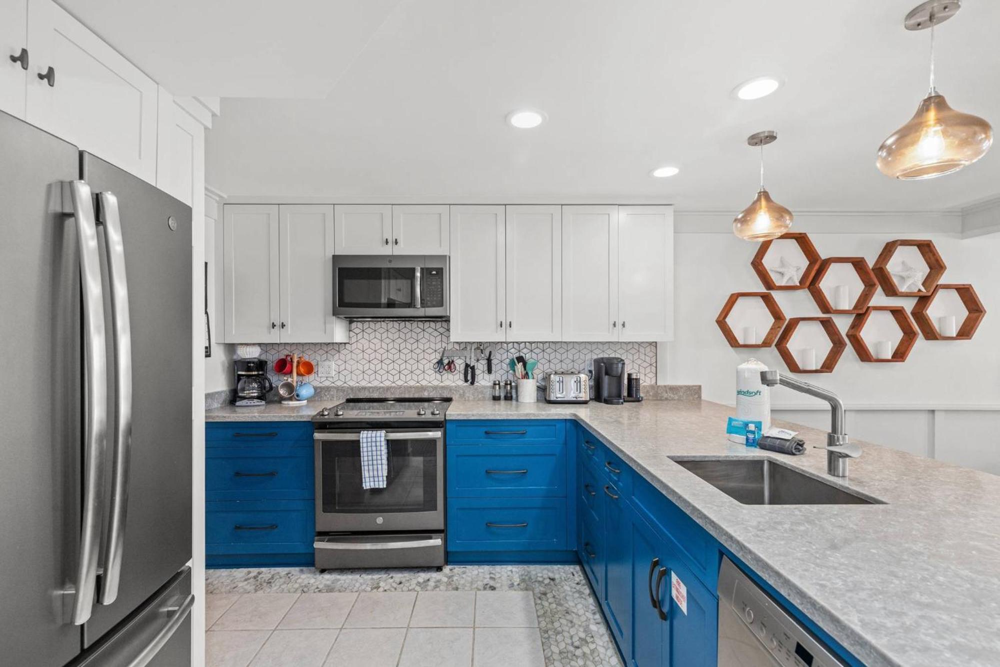 Apartment 23223 Front Road, Unit C3-601