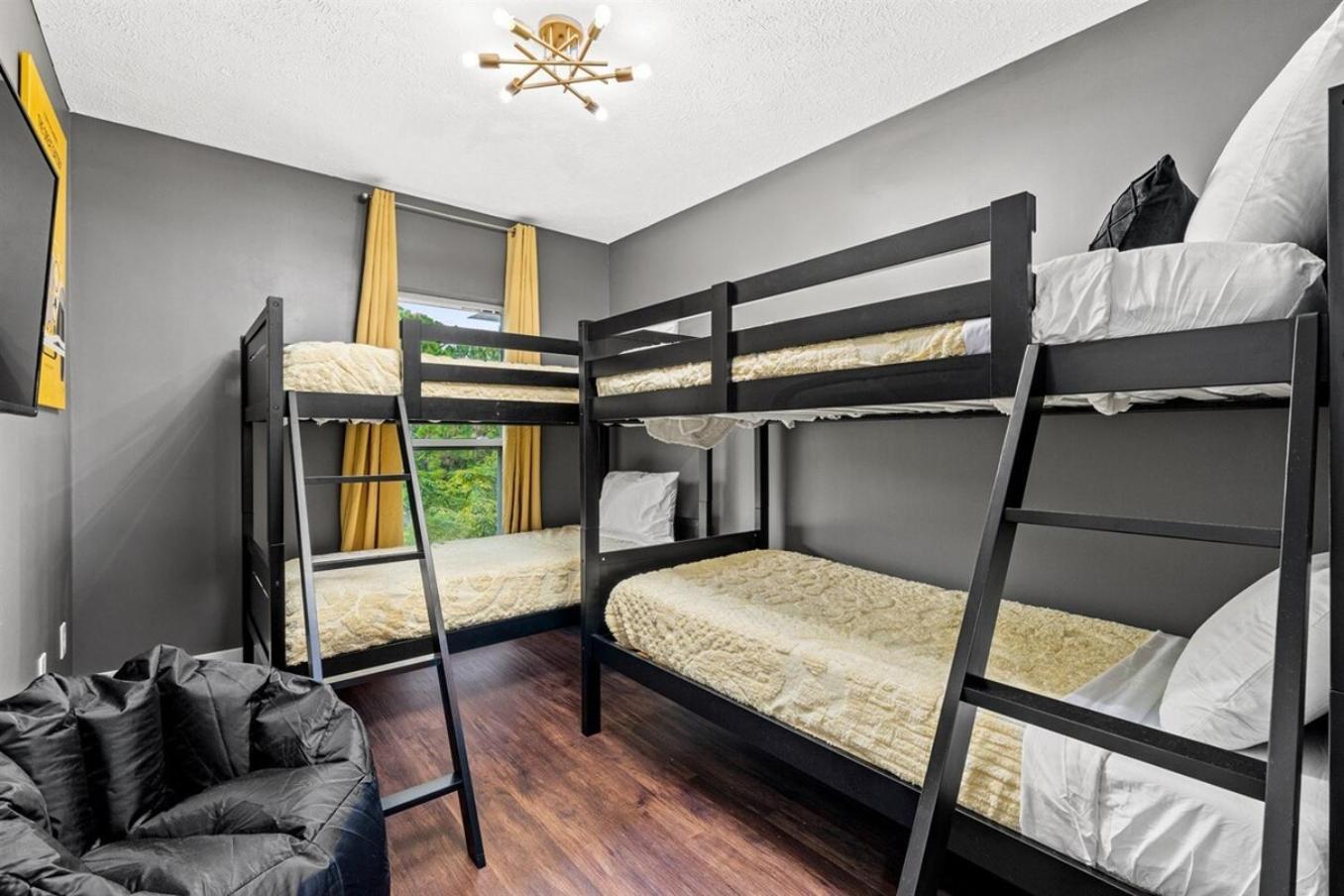 Holiday home Sleeps 58 Large Familycorporate Gatherings