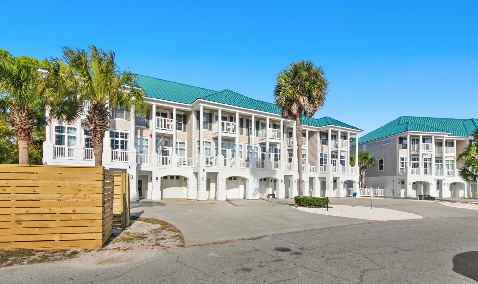 Sleeps 58 Large Familycorporate Gatherings
