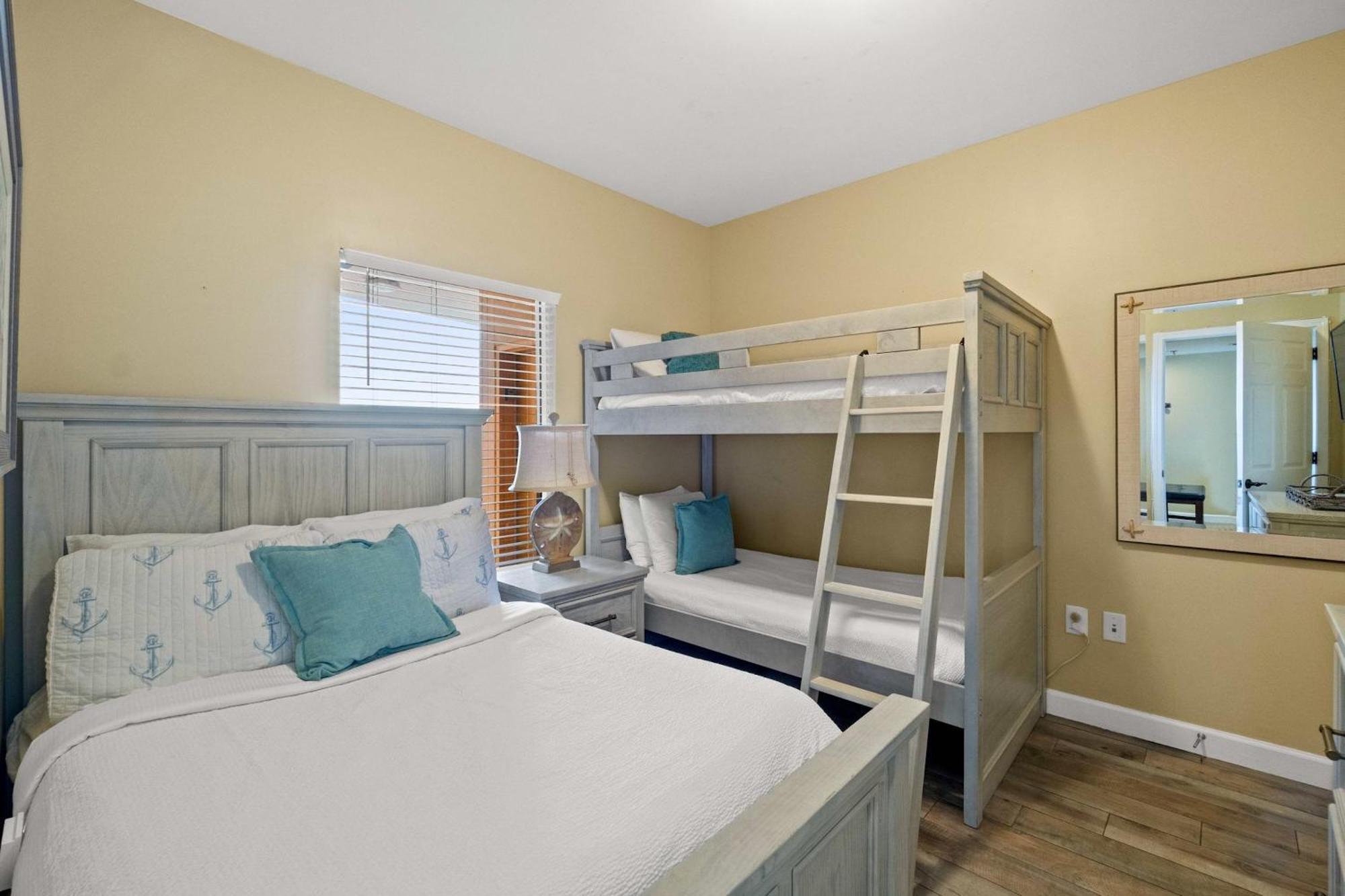 Splash By Panhandle Getaways *