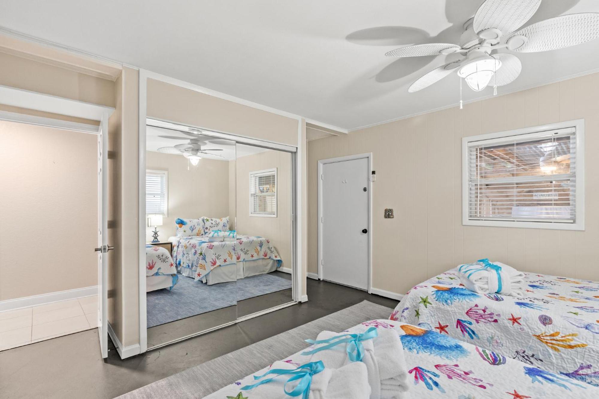 128 Kelly St | Beachy Keen Holiday home *