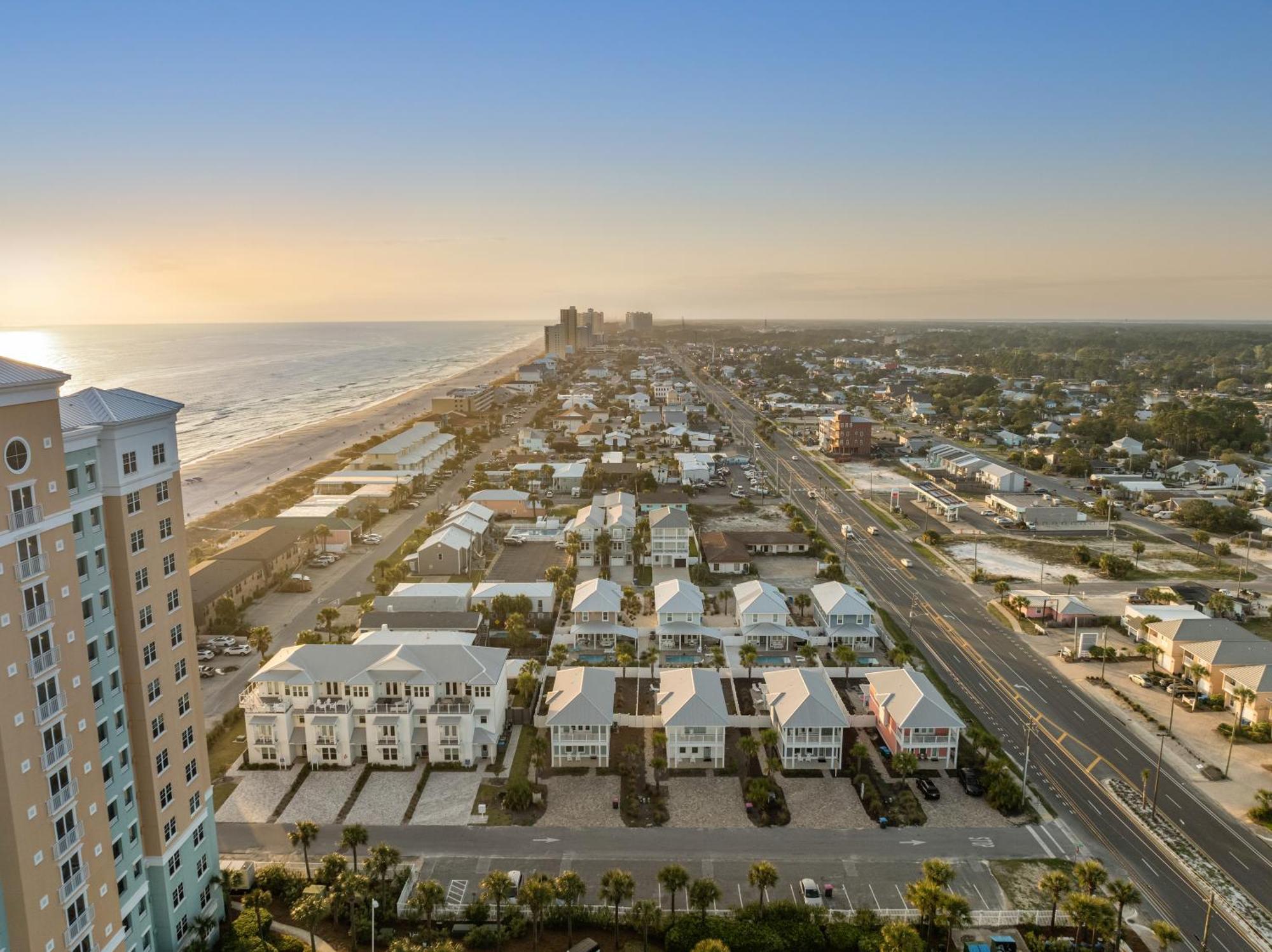Fabulous Modern House - 4br, 35ba: Pool/beach View & Access/balcony Panama City Beach