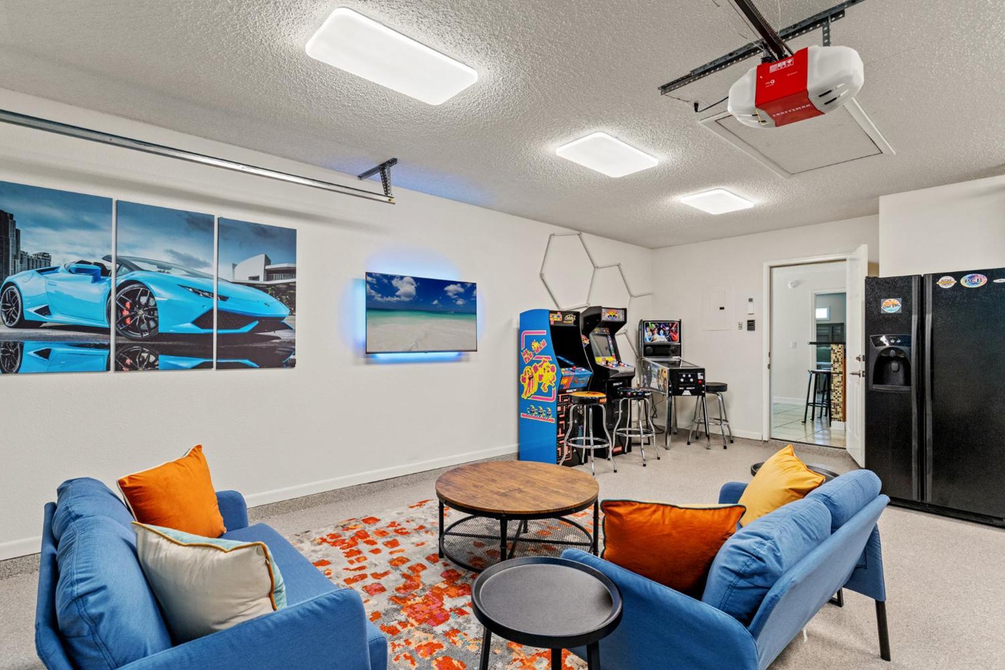 Pet Friendly House New Tastefully Remodeled W Golf Cart Included!