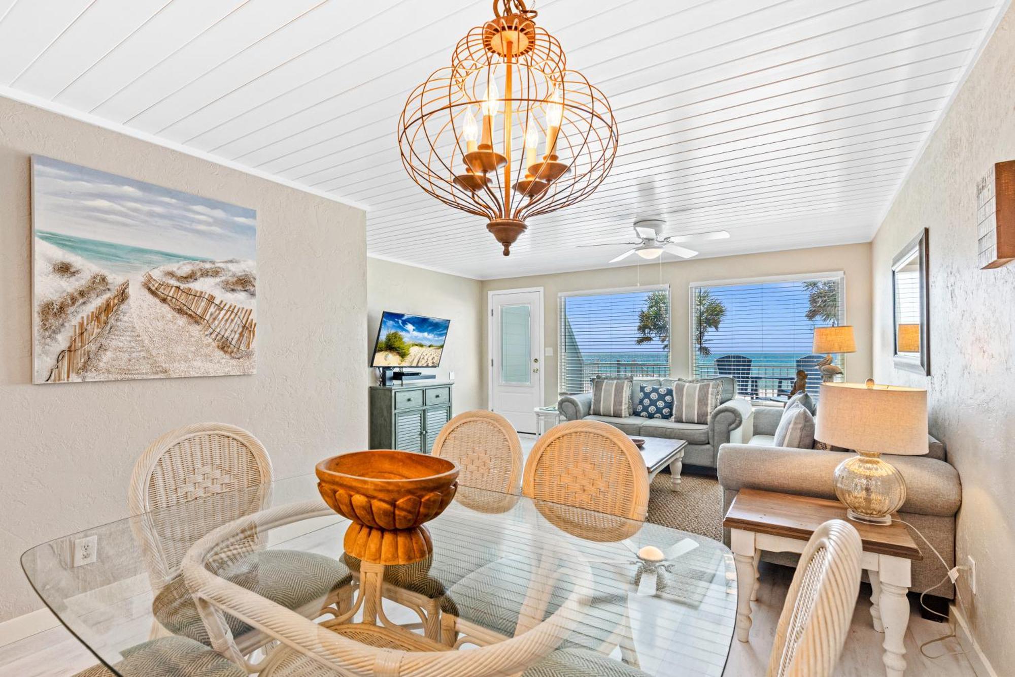 3br, 3ba Beachfront Townhome! Sleeps 11! Ocean View! Steps To The Beach! *